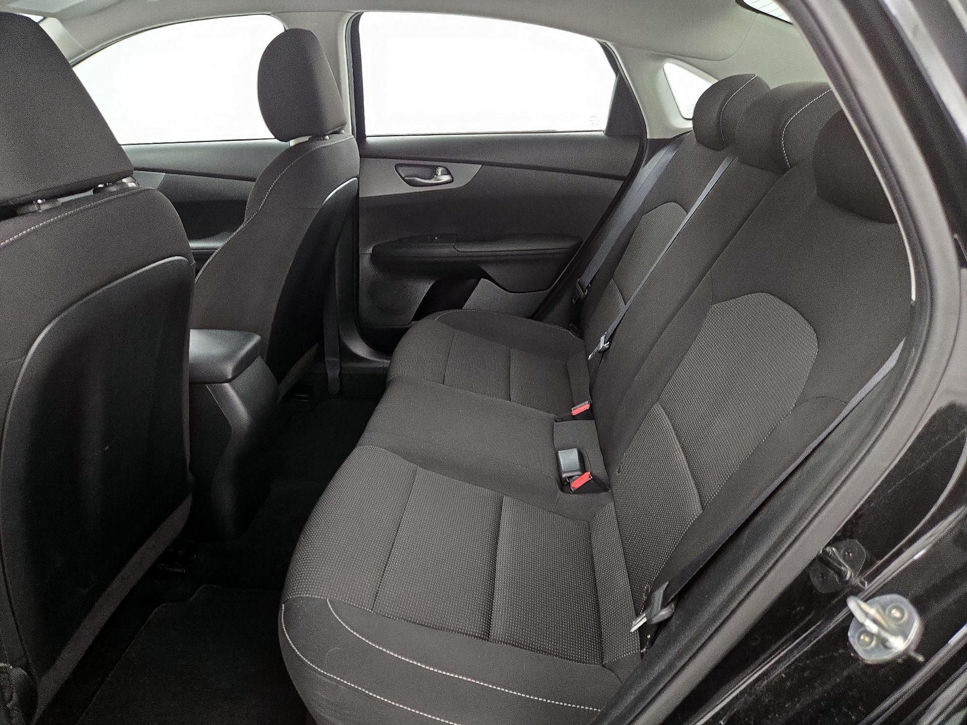 Thumbnail: 2020 Kia Forte - 19