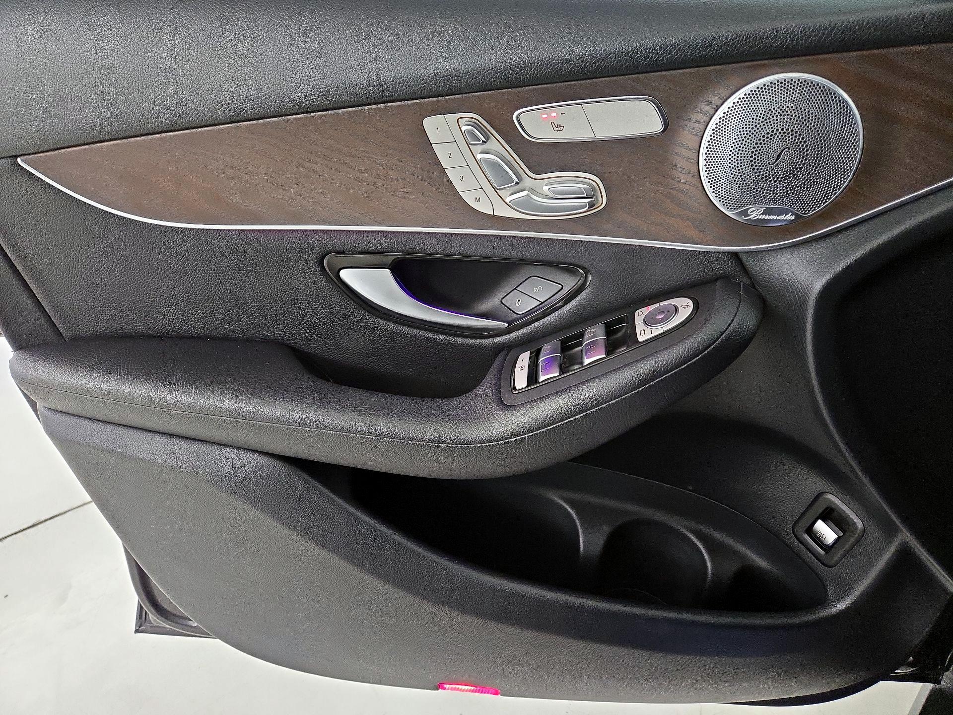 Thumbnail: 2020 Mercedes-Benz GLC - 12