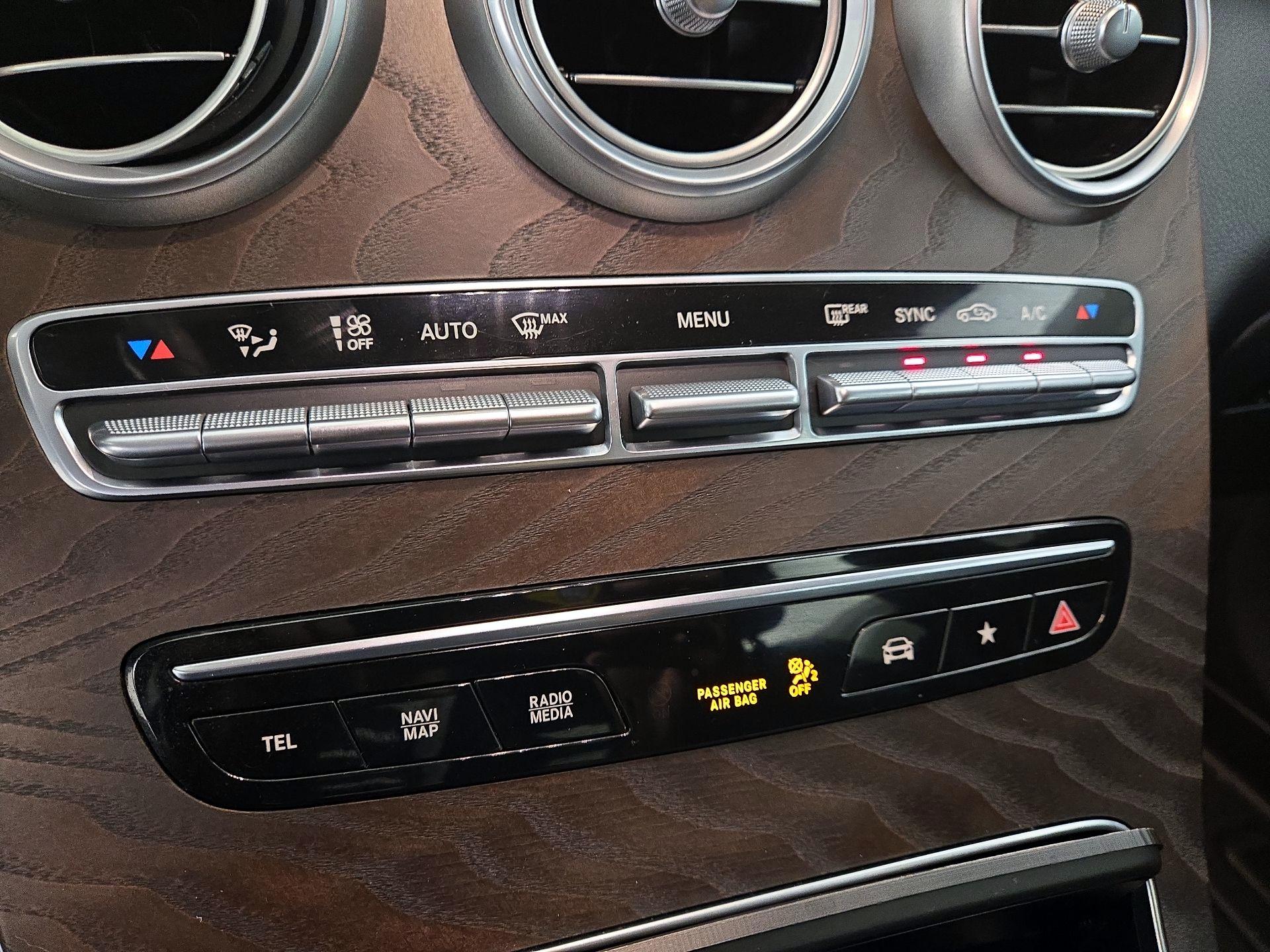 Thumbnail: 2020 Mercedes-Benz GLC - 15