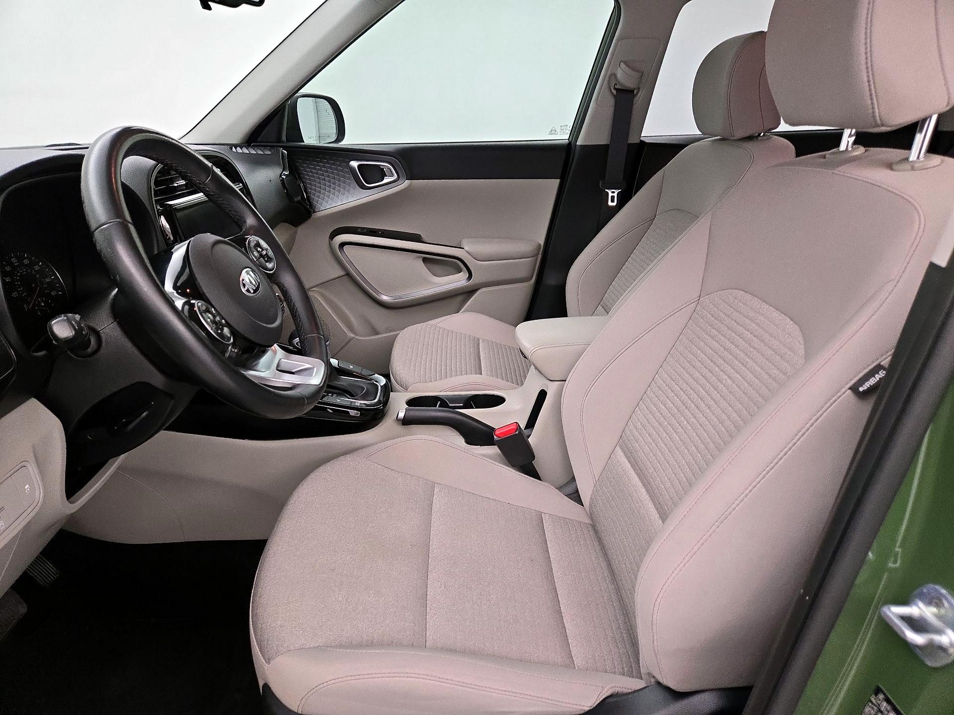 Thumbnail: 2020 Kia Soul - 11