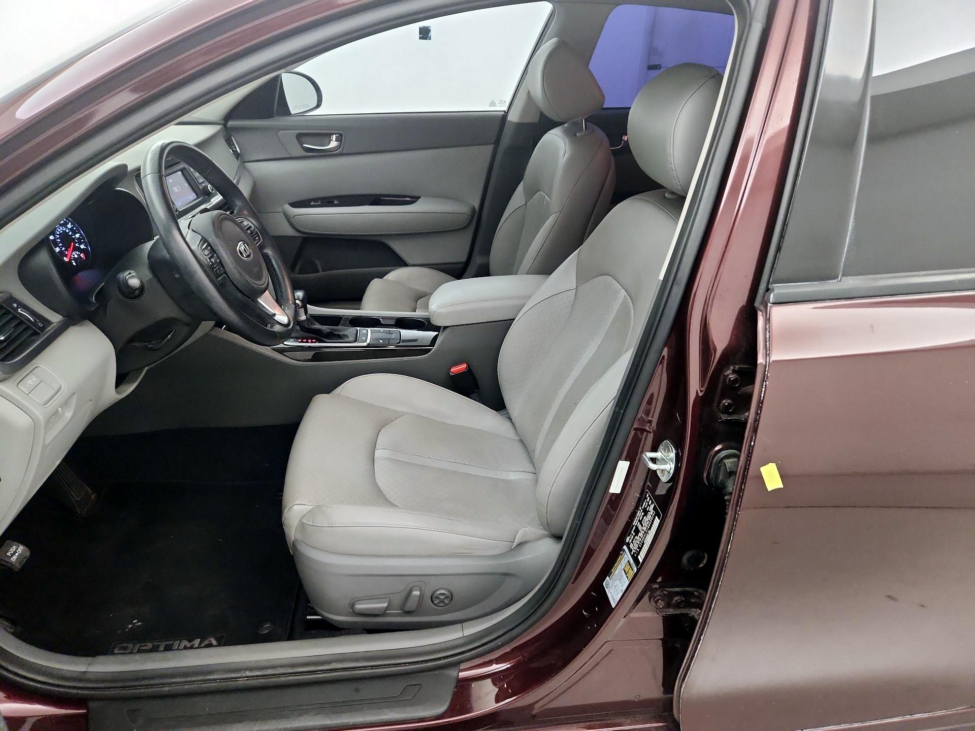 Thumbnail: 2016 Kia Optima - 11