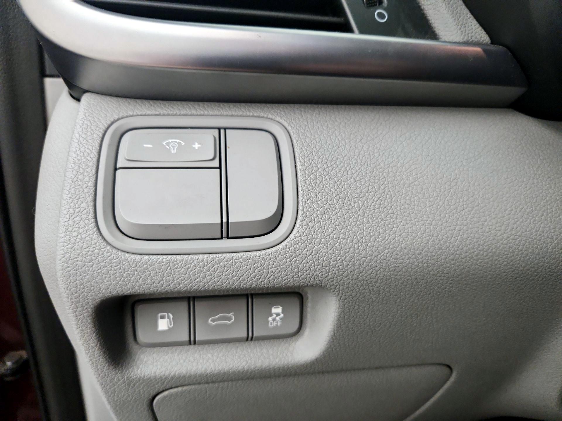 Thumbnail: 2016 Kia Optima - 13