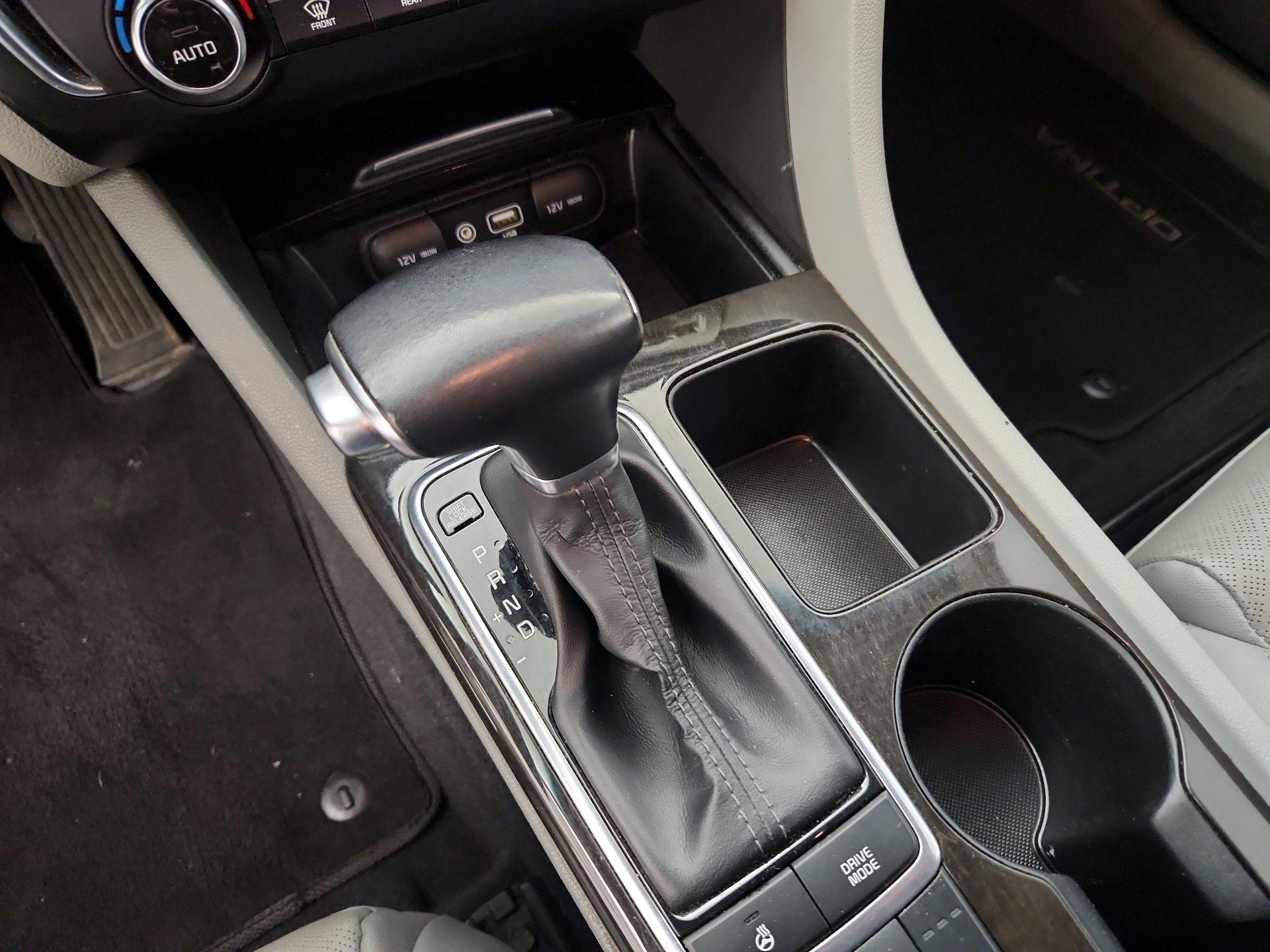 Thumbnail: 2016 Kia Optima - 17