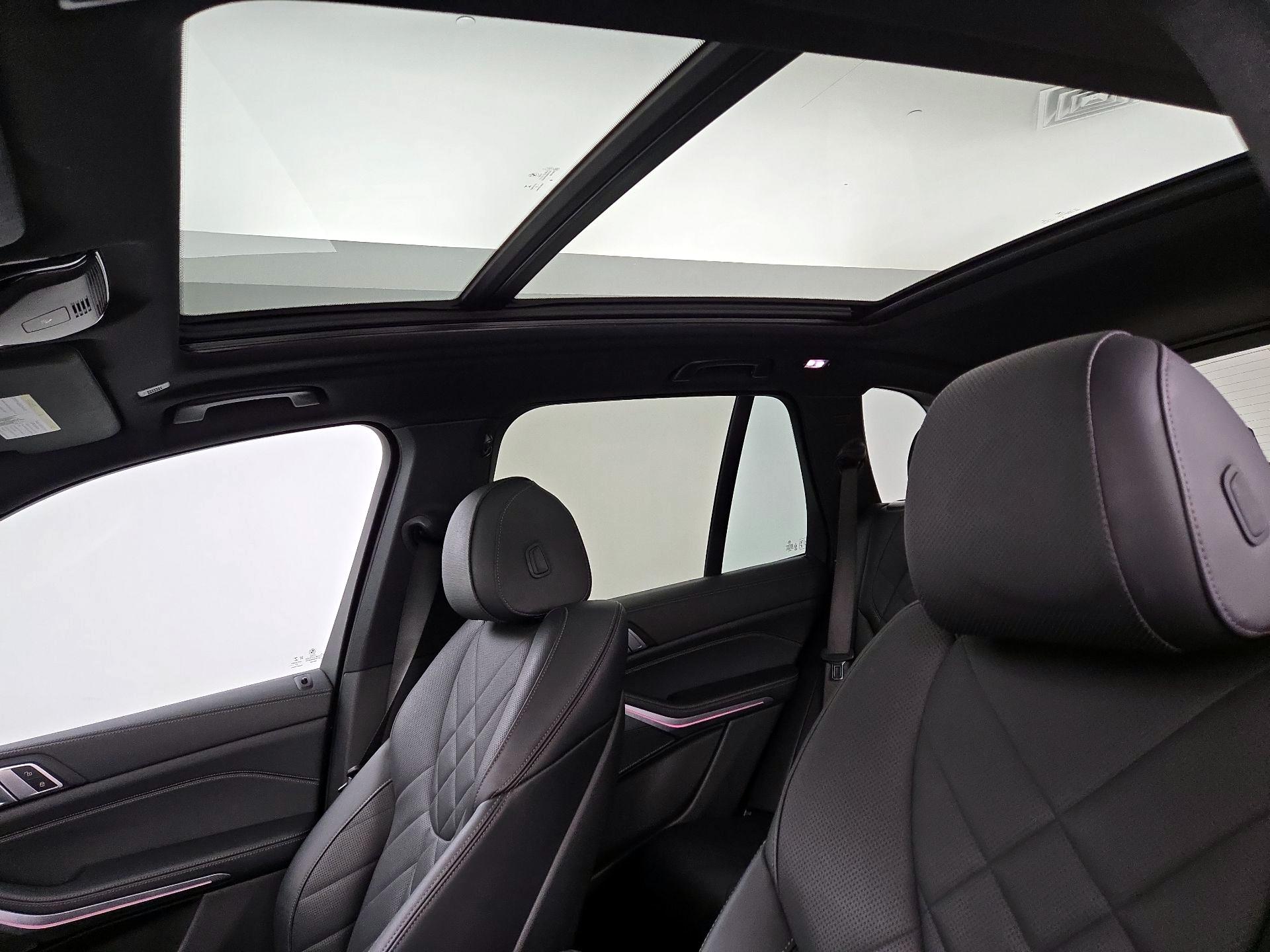 Thumbnail: 2023 BMW X5 - 20