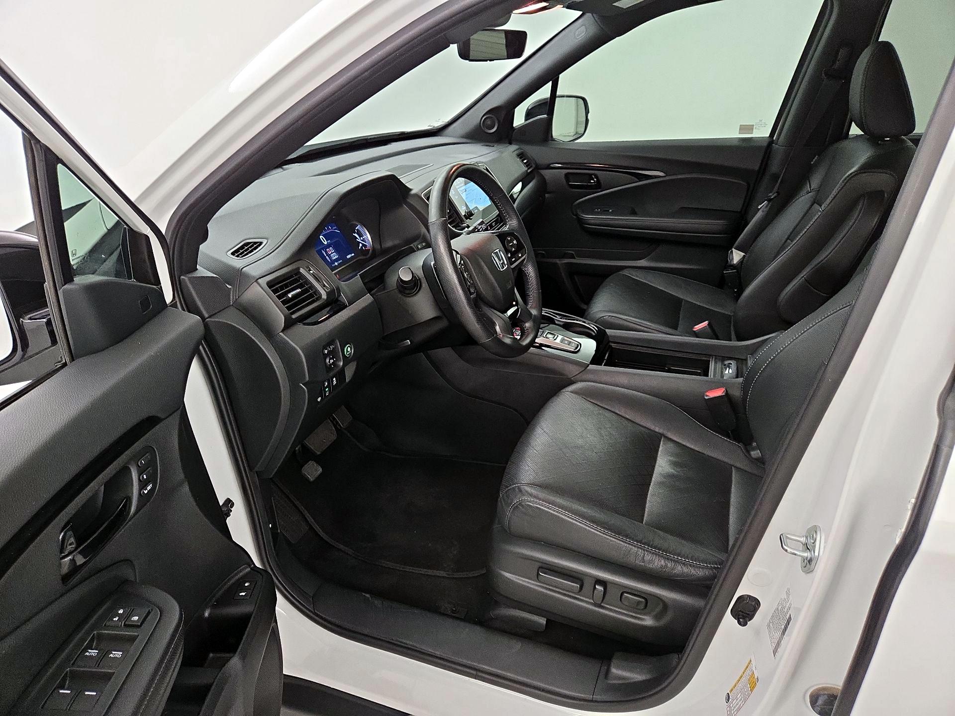 Thumbnail: 2022 Honda Passport - 11