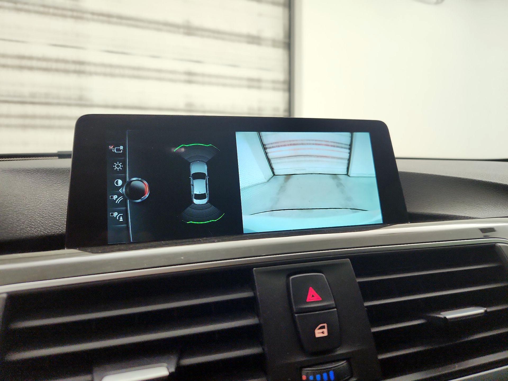 Thumbnail: 2017 BMW 3 Series - 14