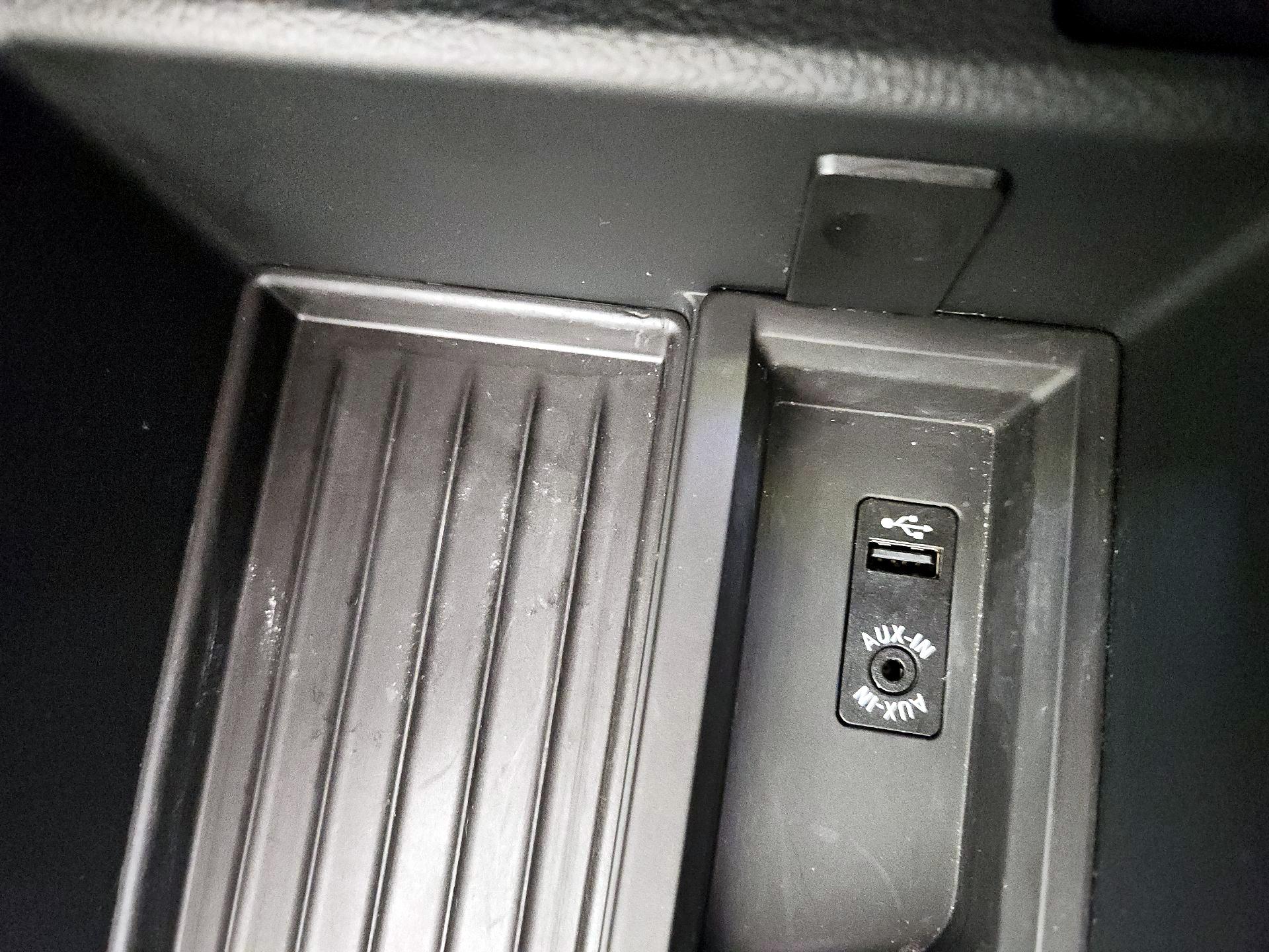 Thumbnail: 2017 BMW 3 Series - 18