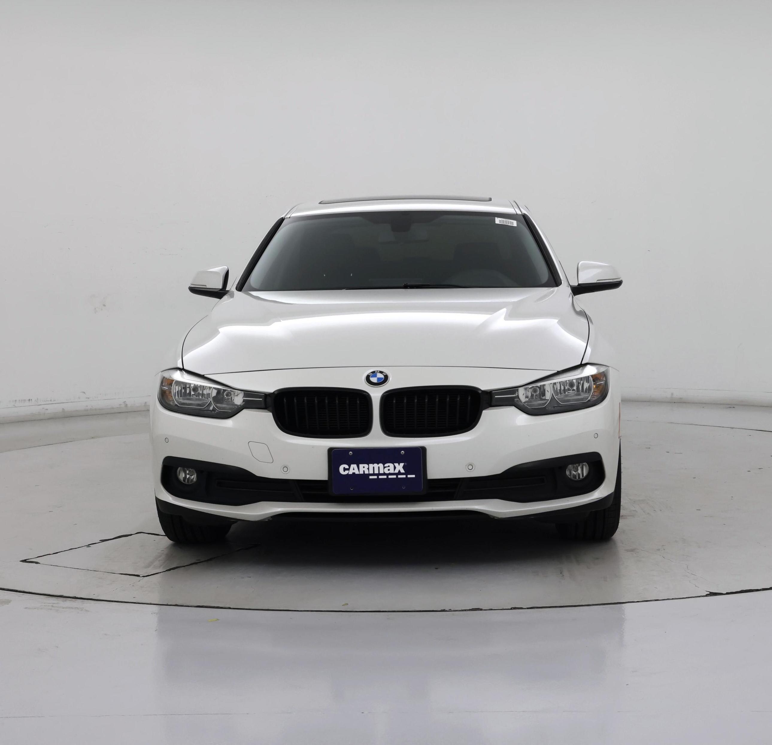 Thumbnail: 2017 BMW 3 Series - 5