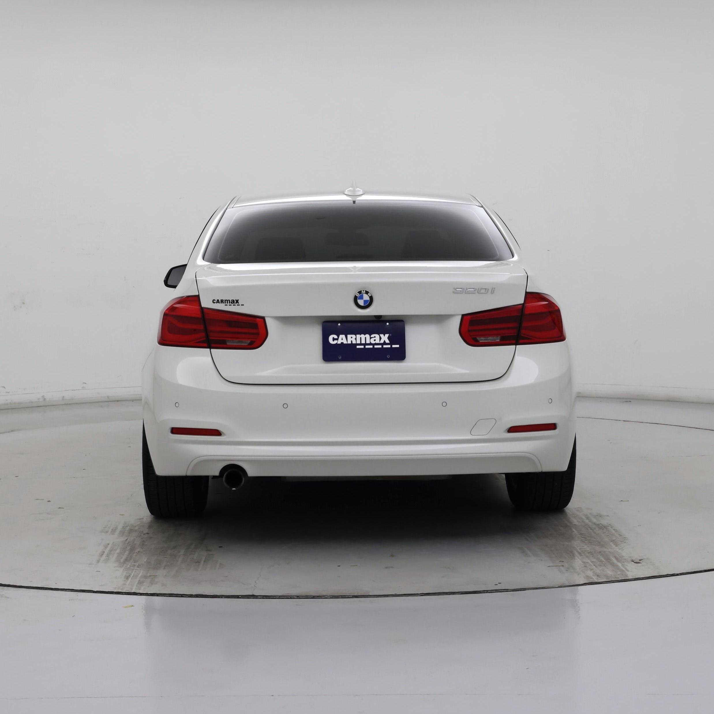 Thumbnail: 2017 BMW 3 Series - 6