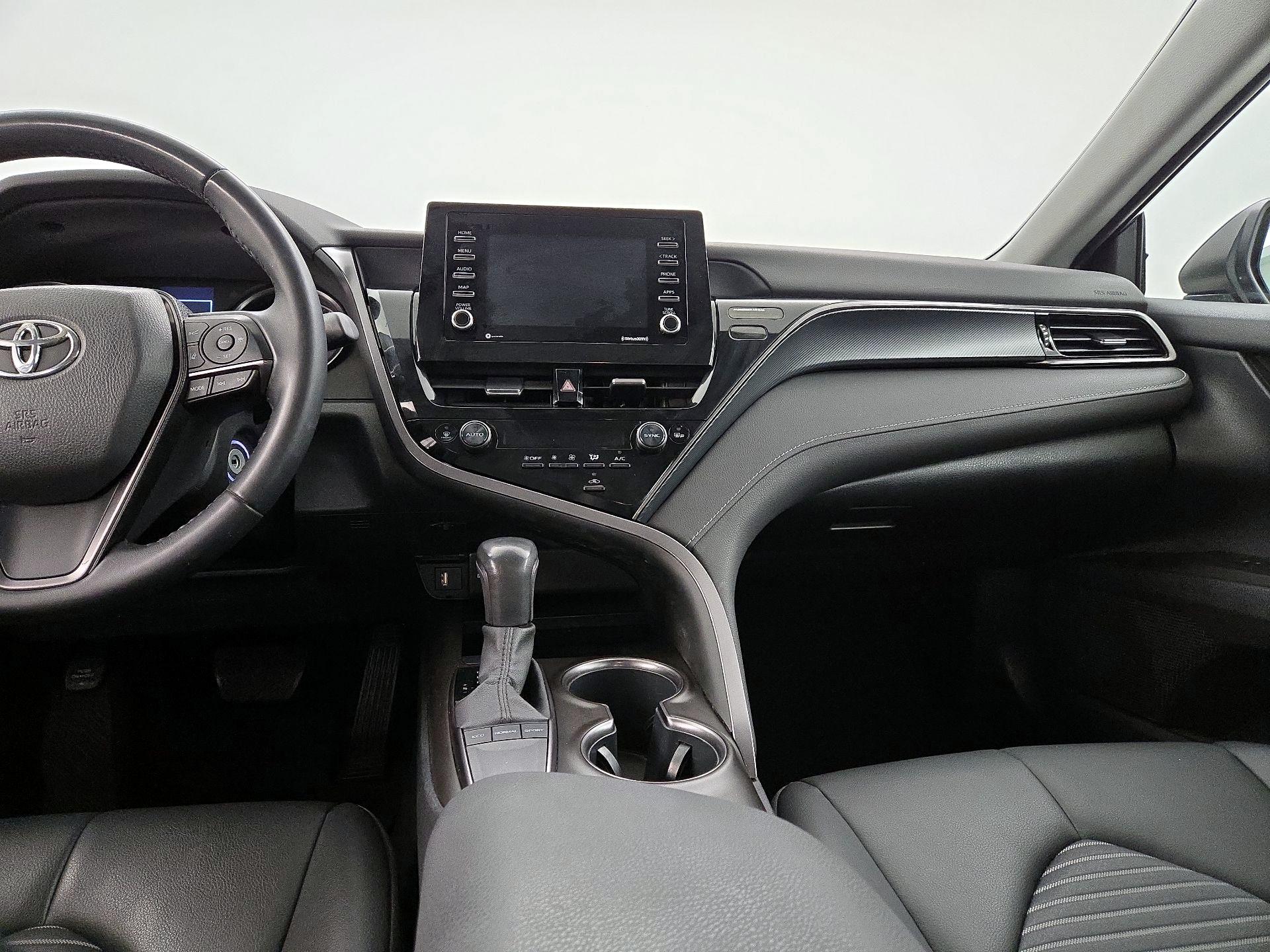 Thumbnail: 2022 Toyota Camry - 9