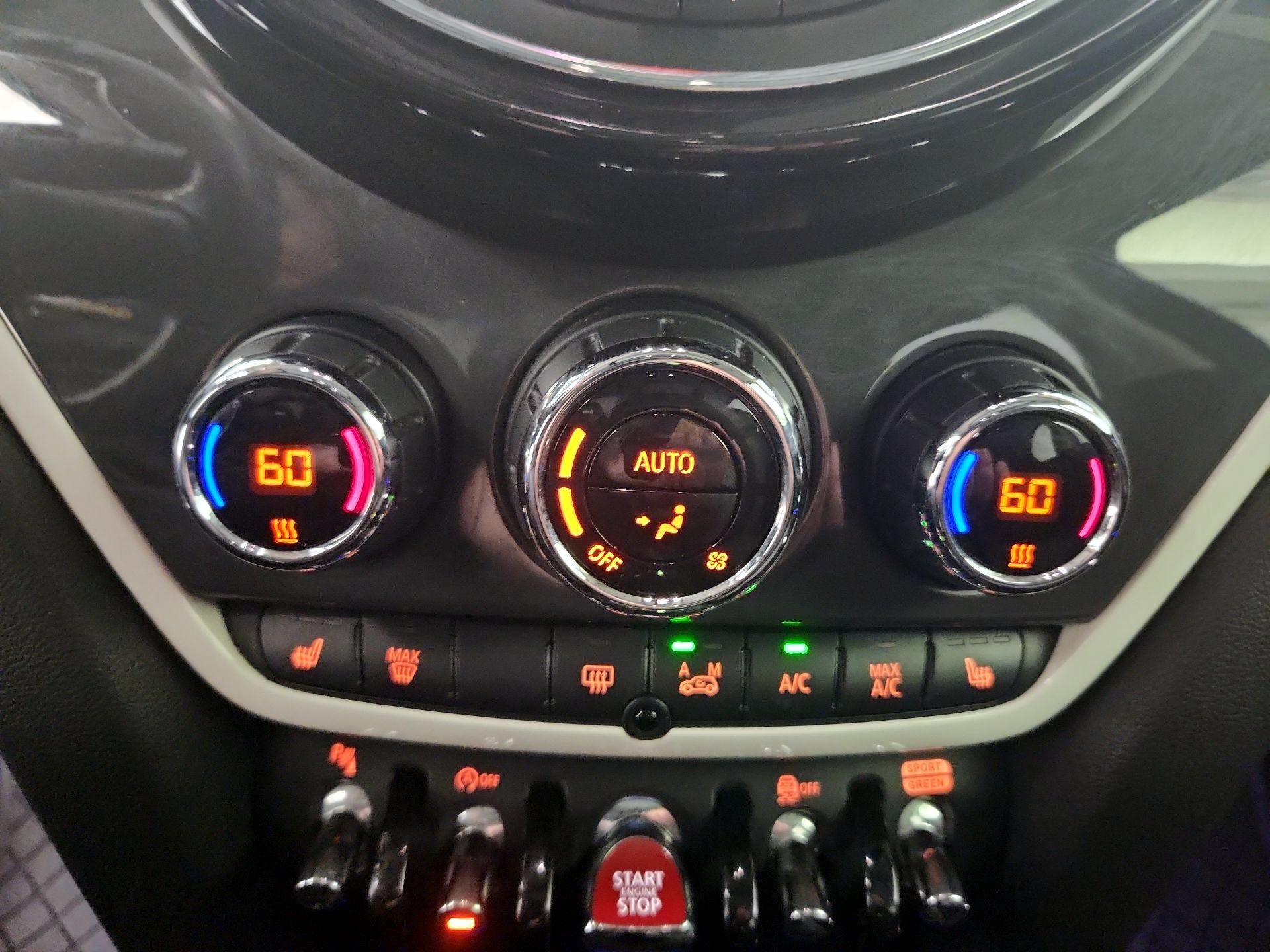 Thumbnail: 2018 MINI Cooper Countryman - 16