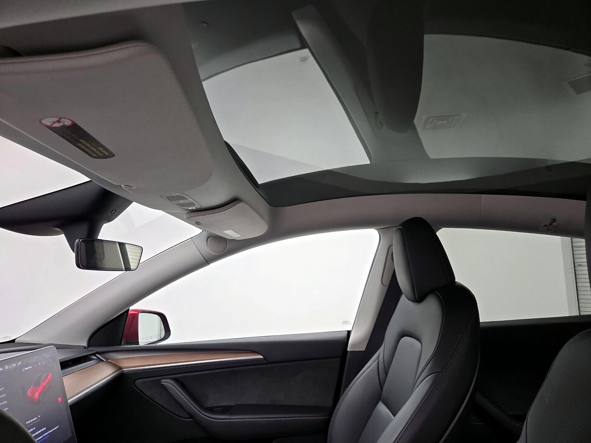 Thumbnail: 2024 Tesla Model Y - 18