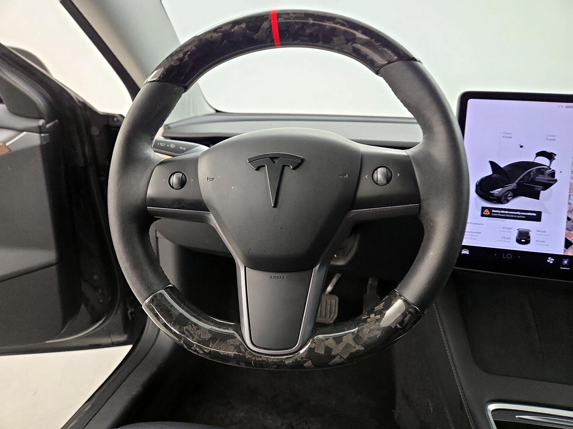 Thumbnail: 2023 Tesla Model 3 - 10