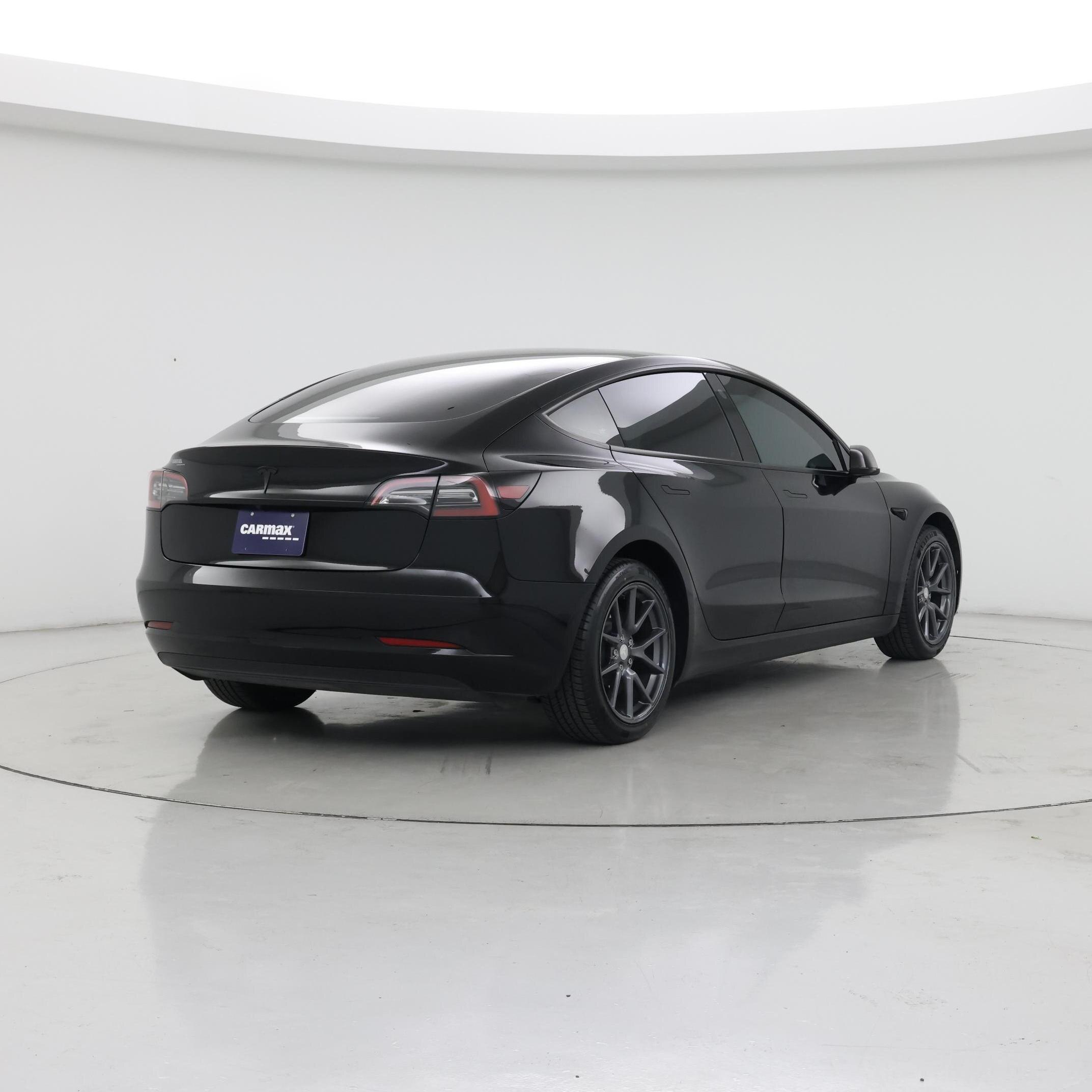 Thumbnail: 2023 Tesla Model 3 - 8