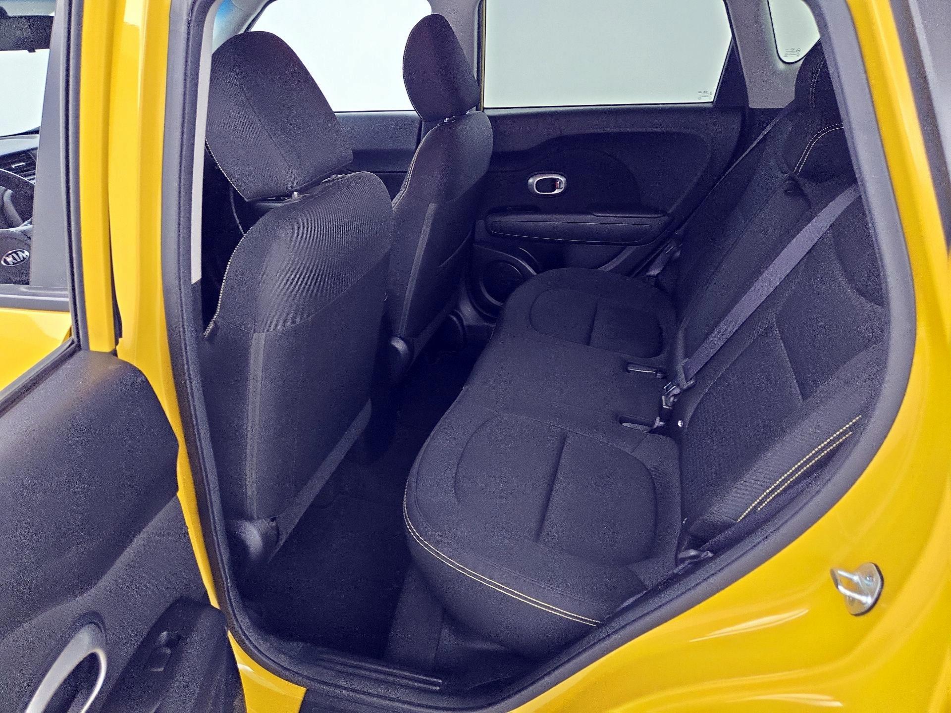 Thumbnail: 2015 Kia Soul - 19