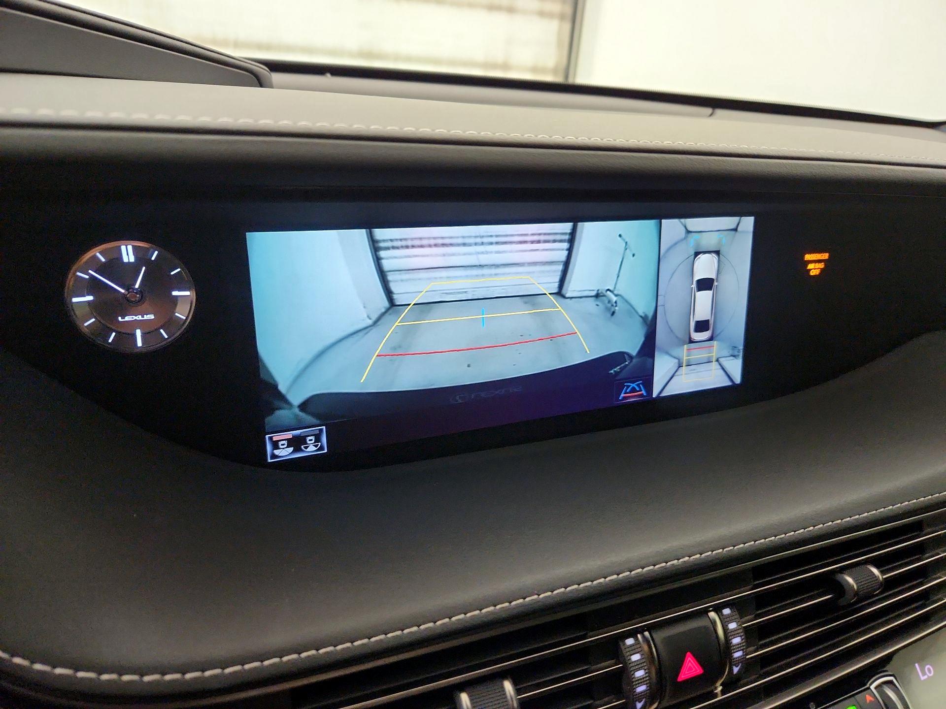 Thumbnail: 2019 Lexus LS - 14