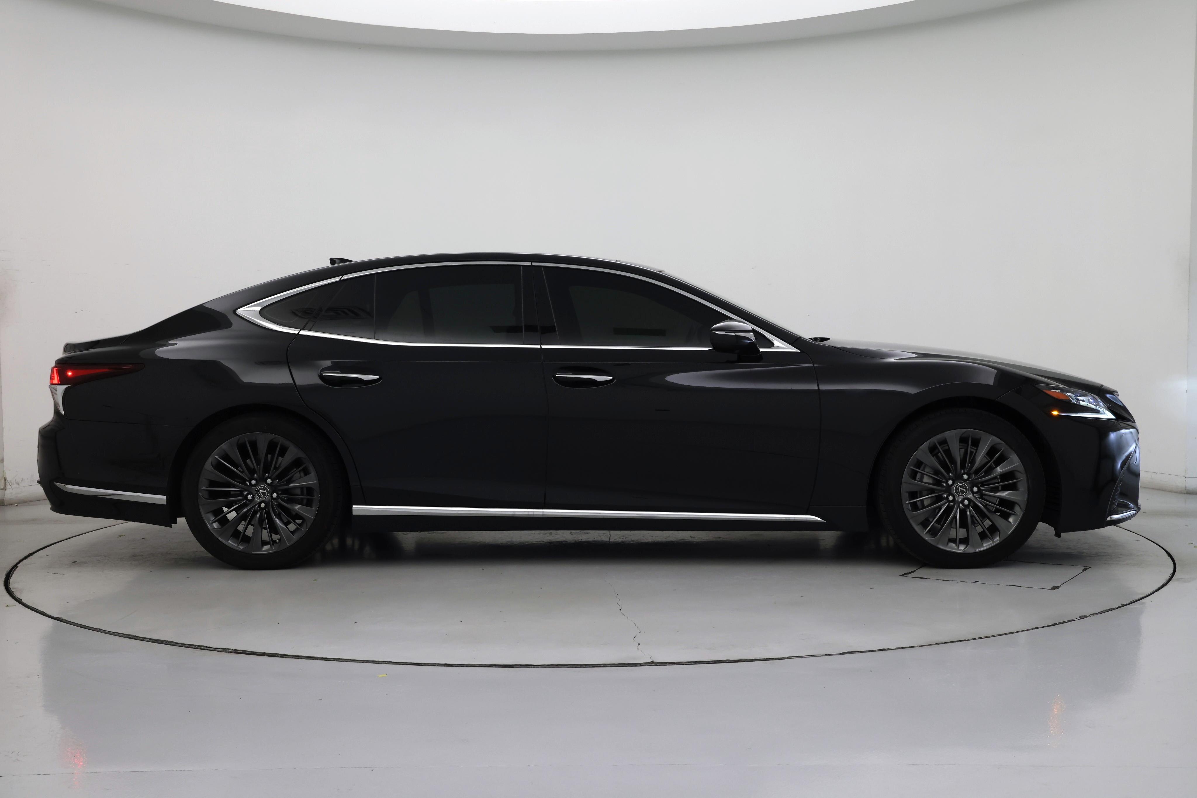 Thumbnail: 2019 Lexus LS - 7