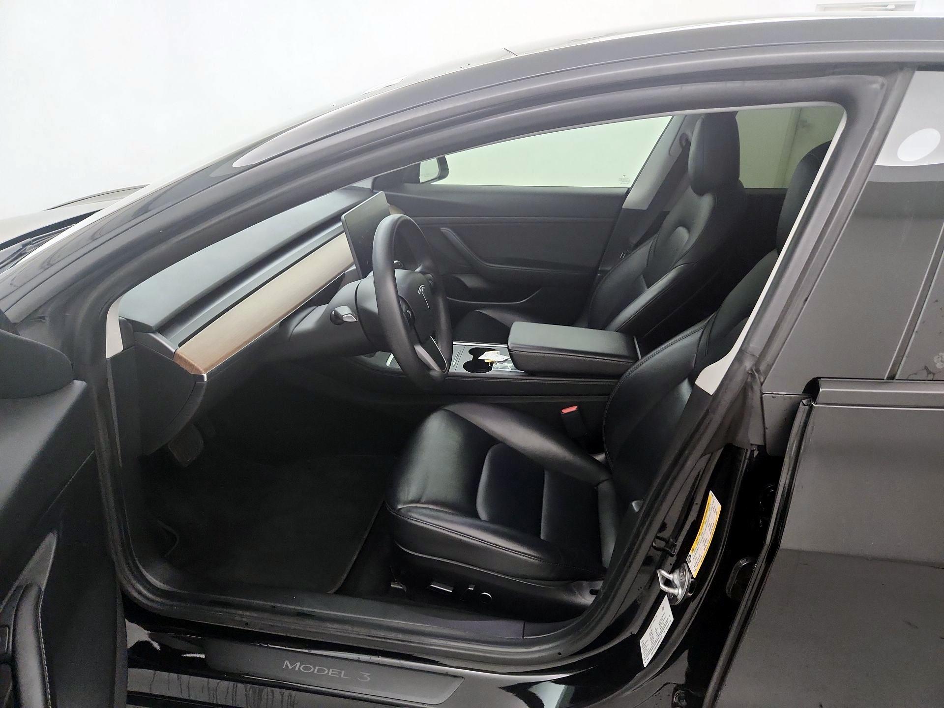 Thumbnail: 2021 Tesla Model 3 - 11