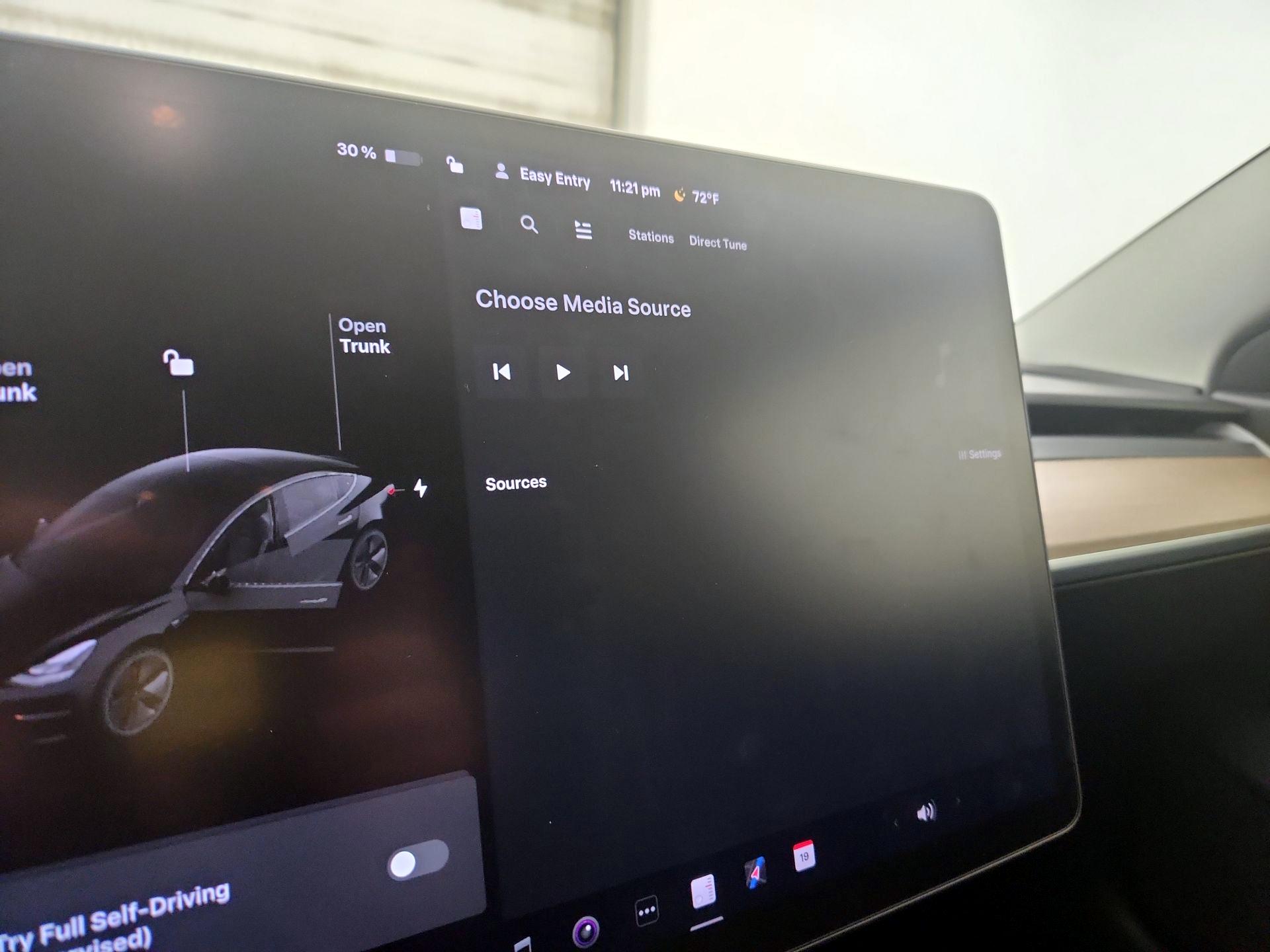 Thumbnail: 2021 Tesla Model 3 - 15
