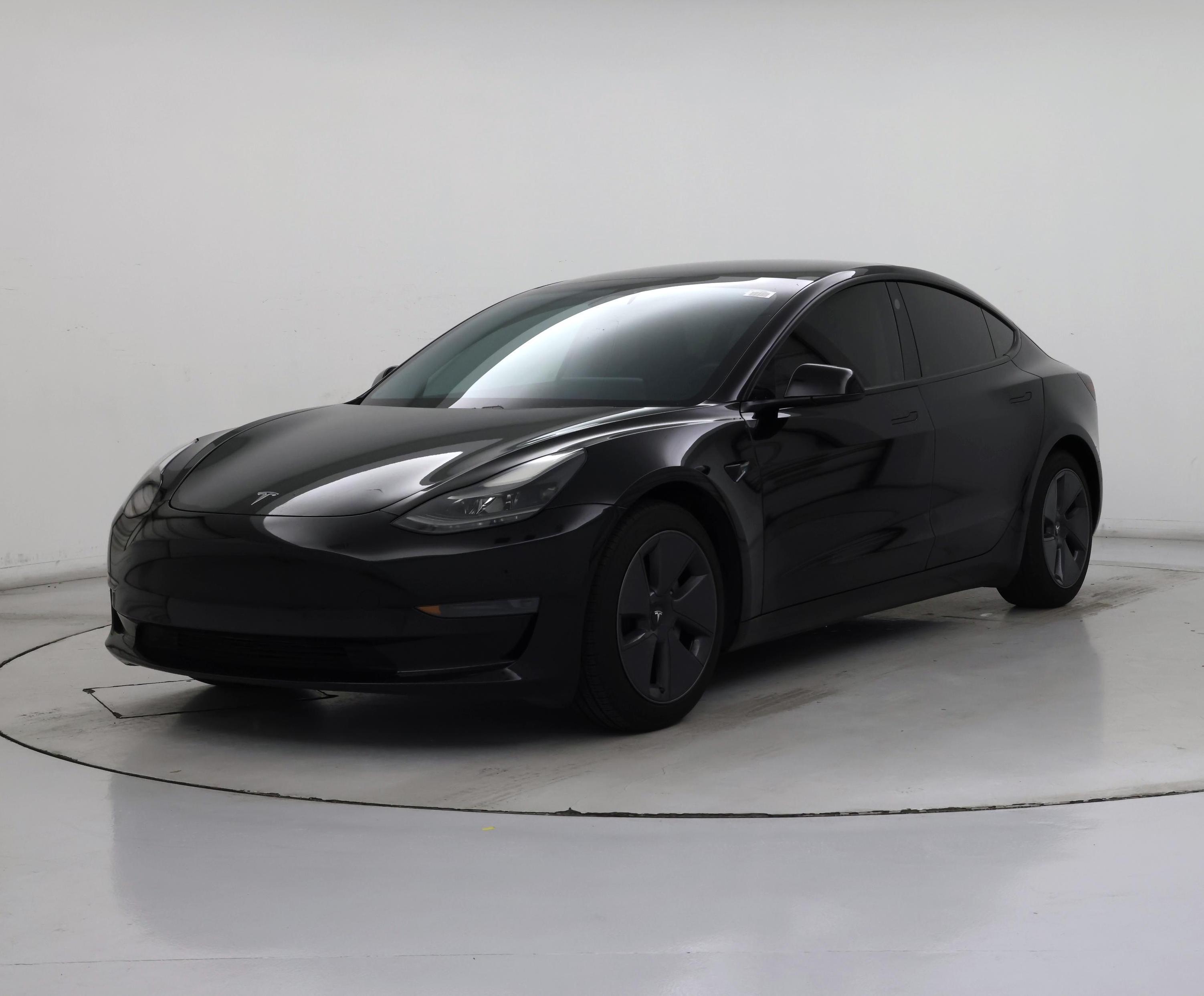 Thumbnail: 2021 Tesla Model 3 - 4