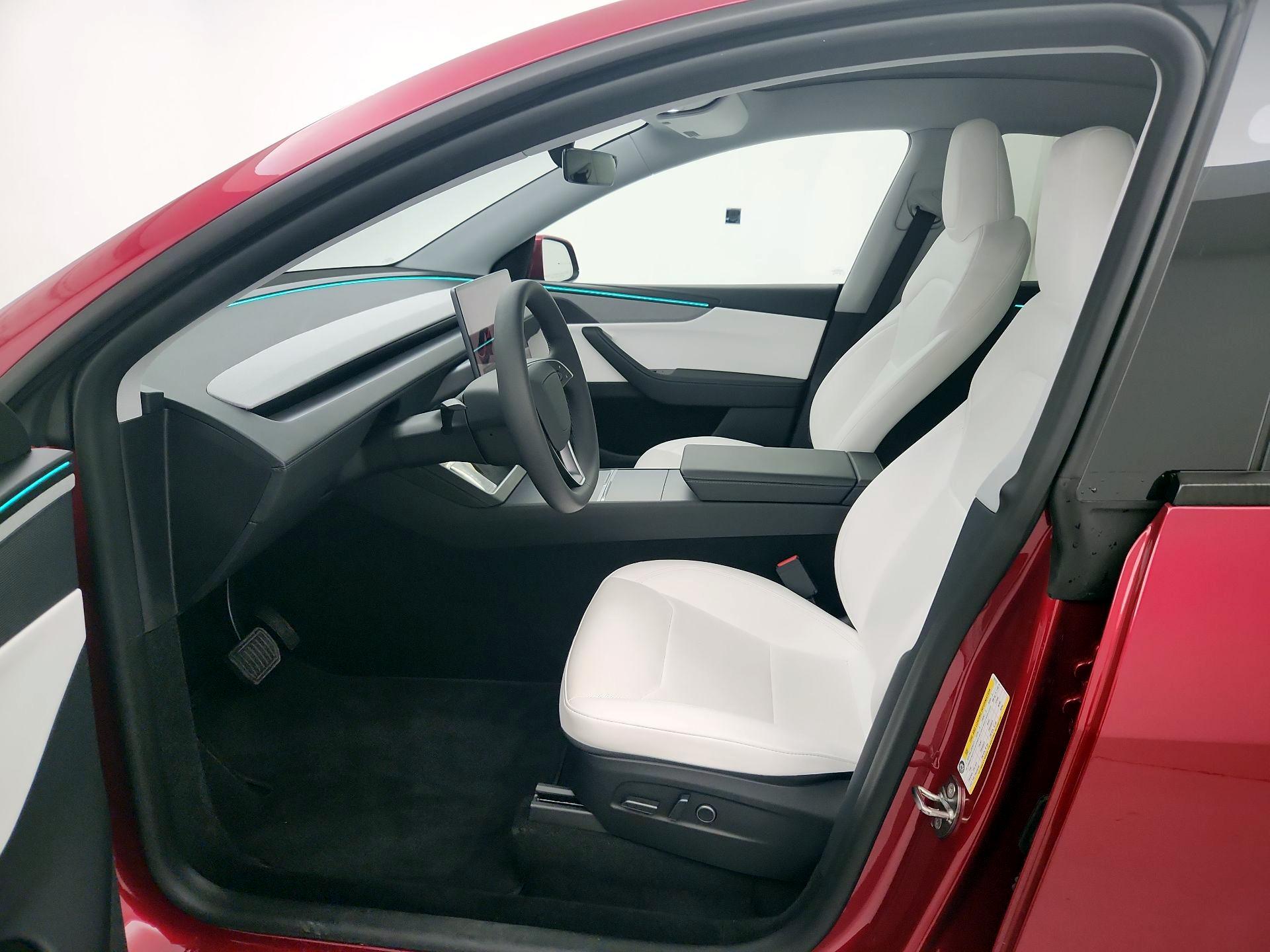 Thumbnail: 2026 Tesla Model Y - 11