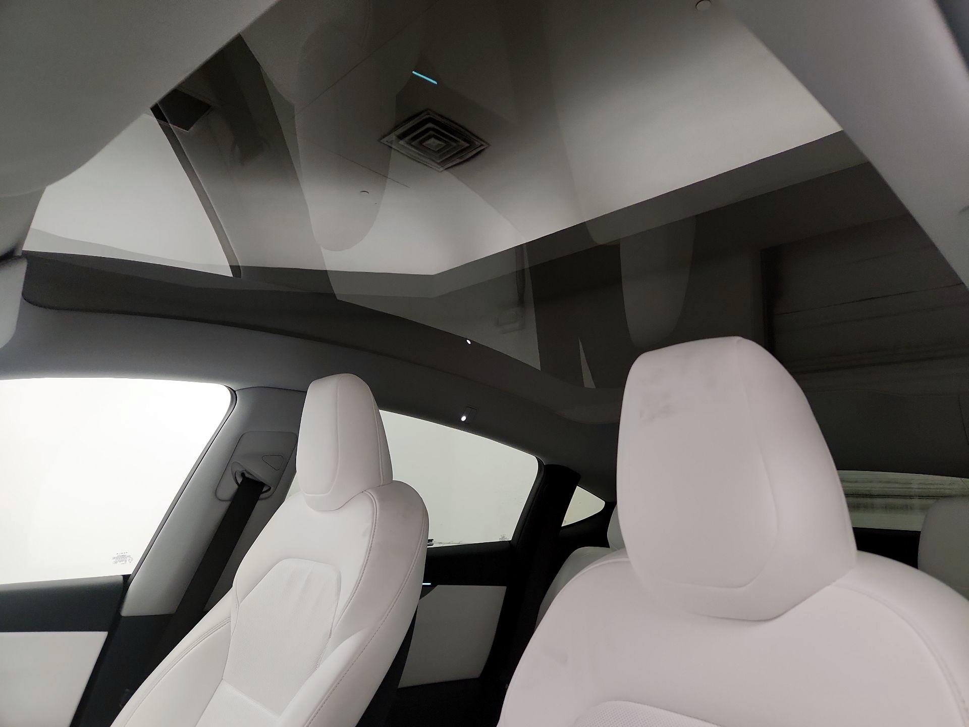 Thumbnail: 2026 Tesla Model Y - 18