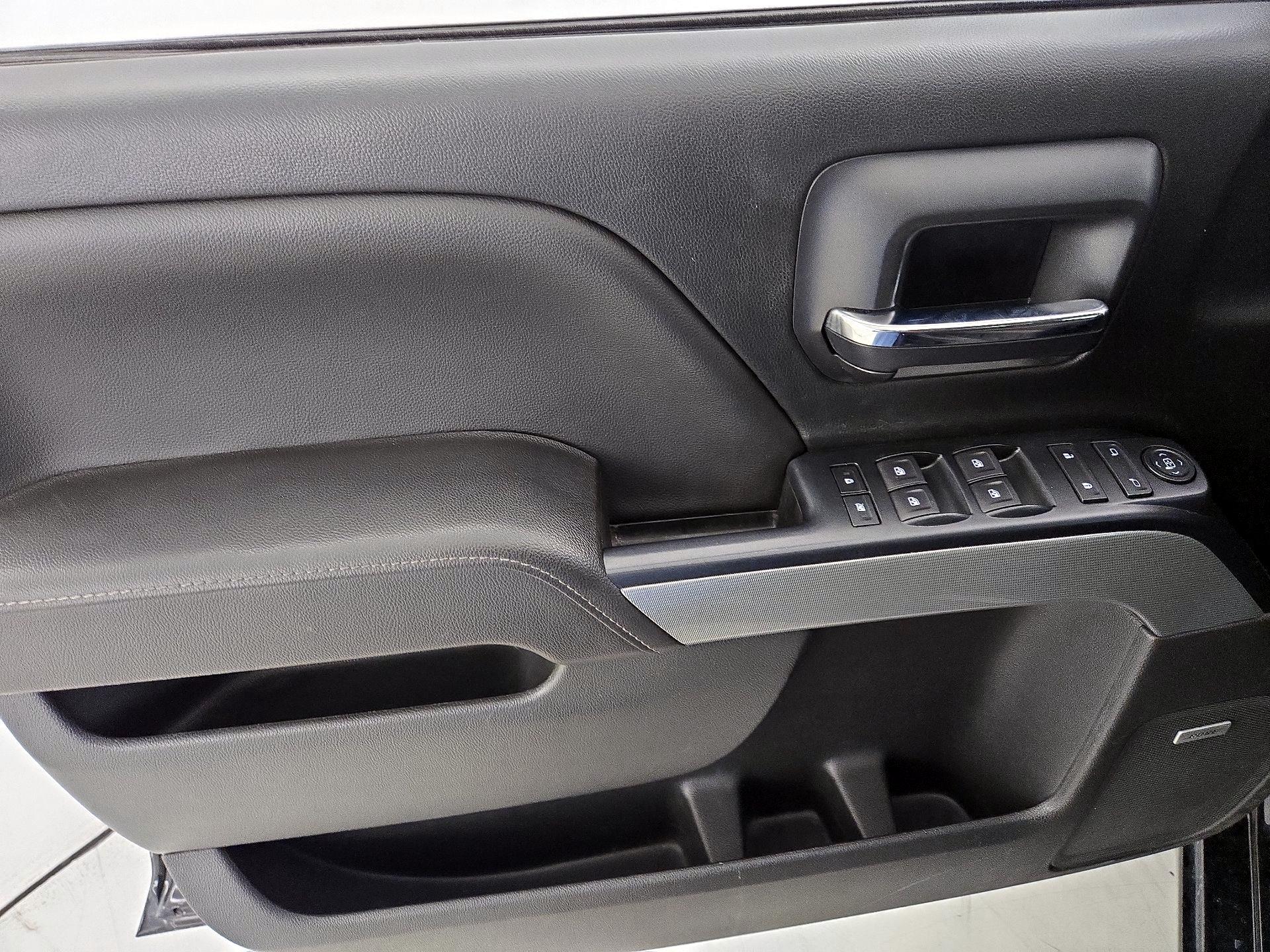 Thumbnail: 2017 Chevrolet Silverado 1500 - 12