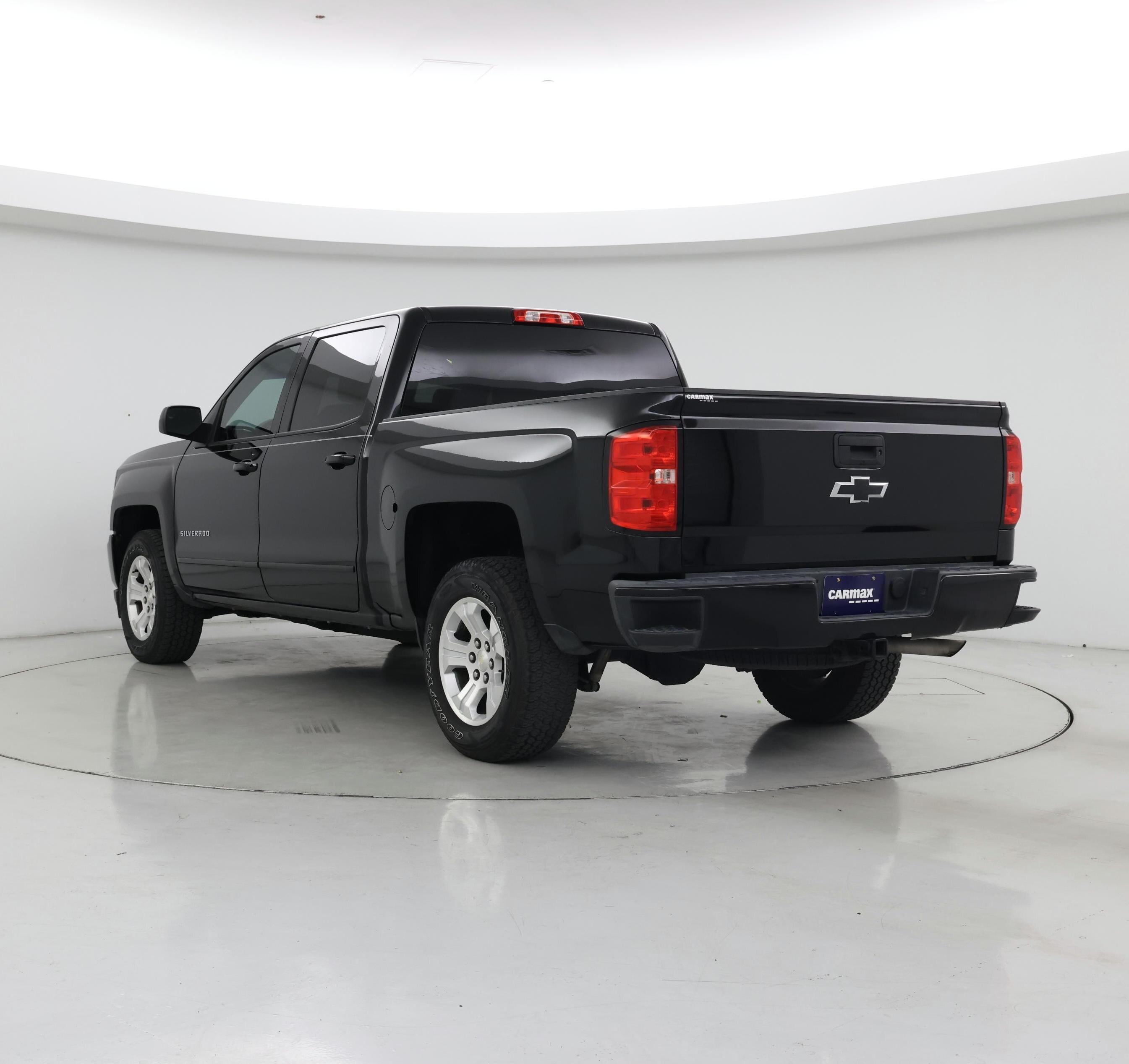 Thumbnail: 2017 Chevrolet Silverado 1500 - 2