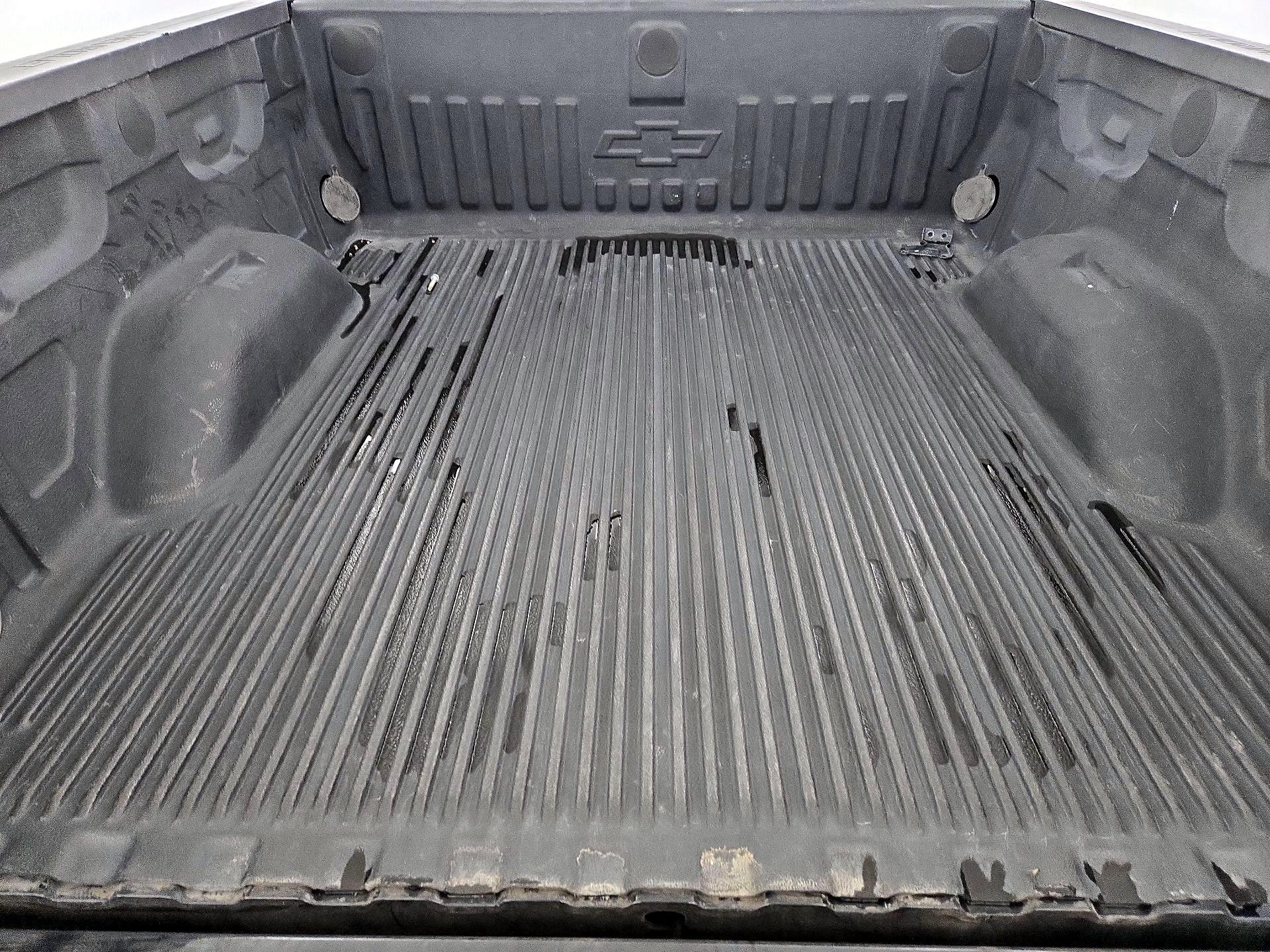 Thumbnail: 2017 Chevrolet Silverado 1500 - 19