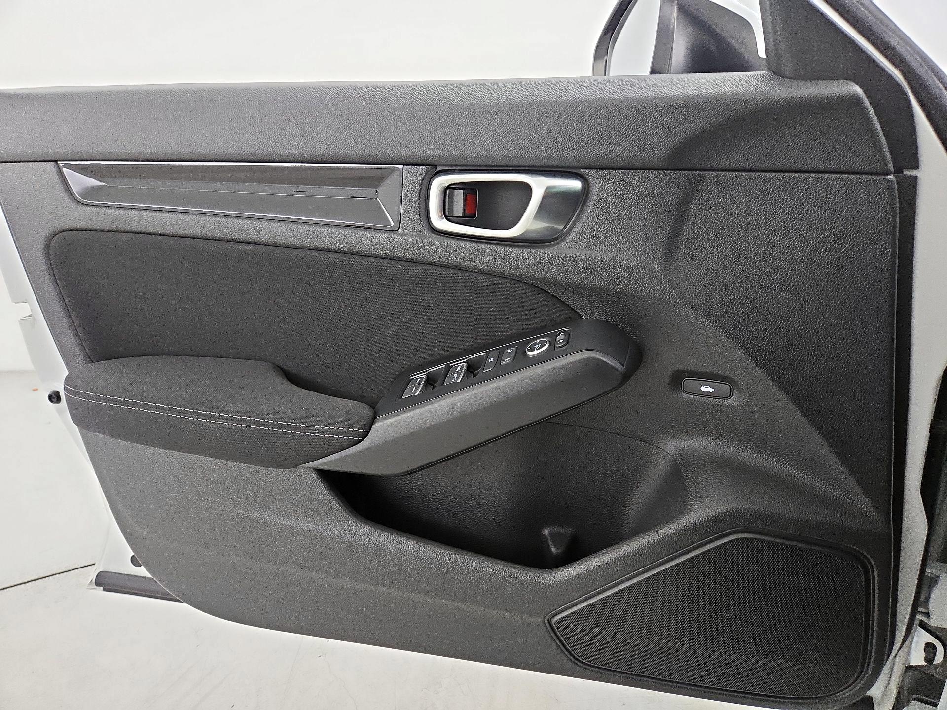 Thumbnail: 2024 Honda Civic - 12