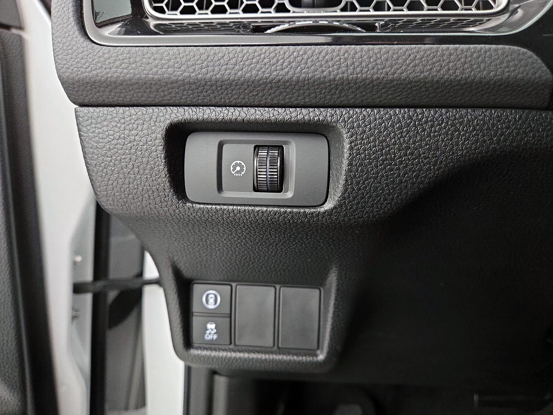 Thumbnail: 2024 Honda Civic - 13