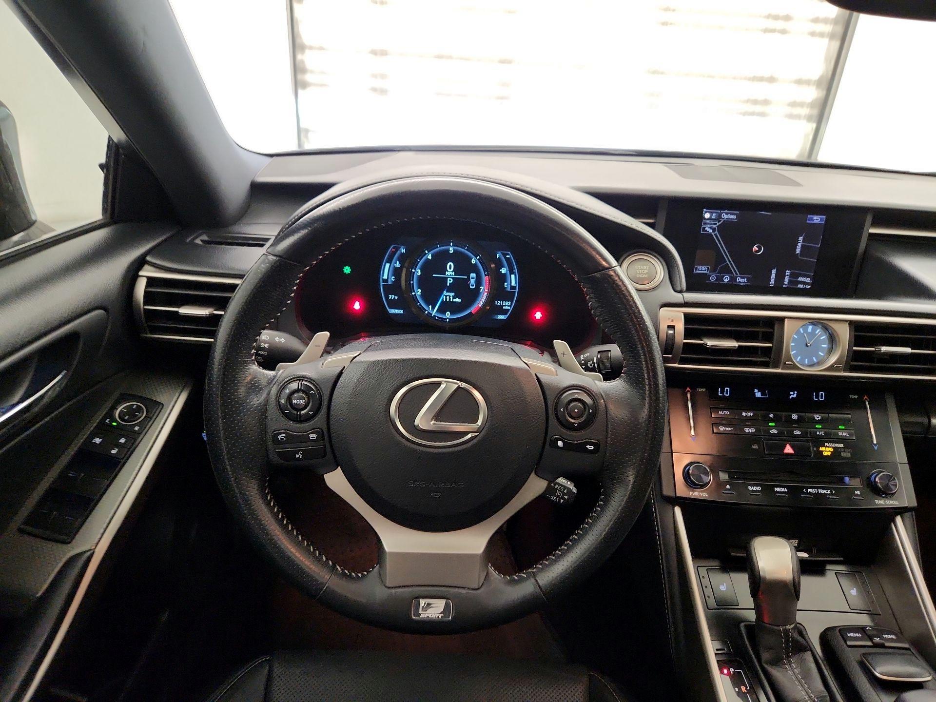 Thumbnail: 2014 Lexus IS - 10