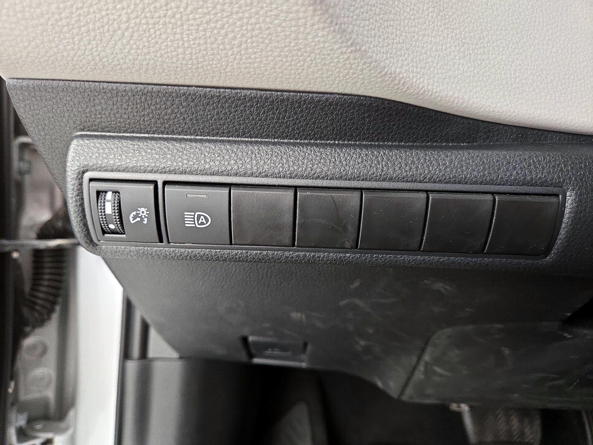 Thumbnail: 2024 Toyota Corolla - 13