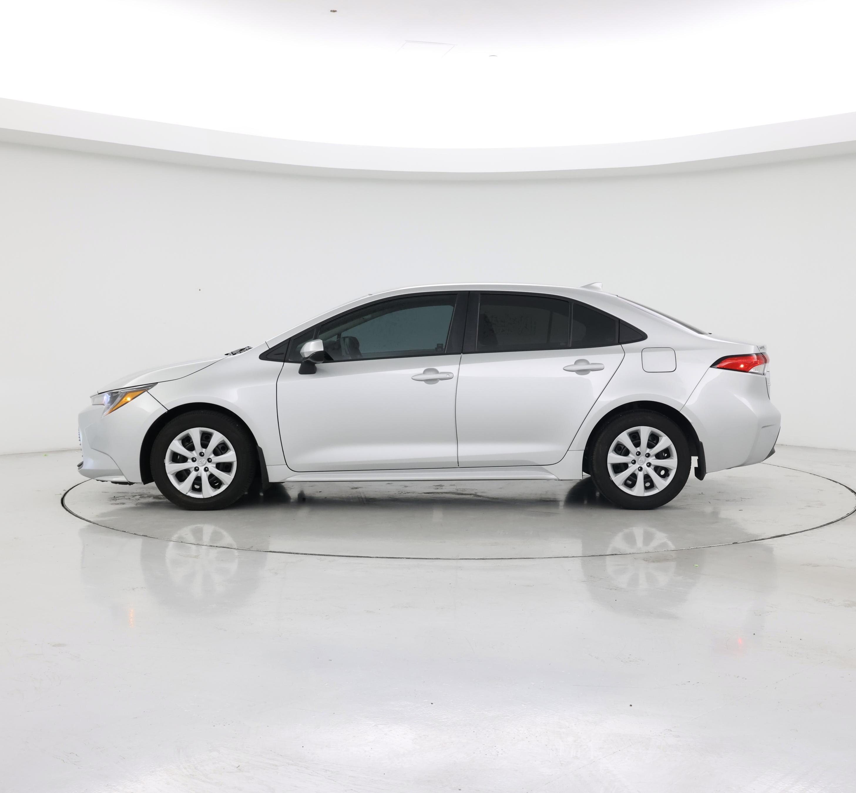 Thumbnail: 2024 Toyota Corolla - 3