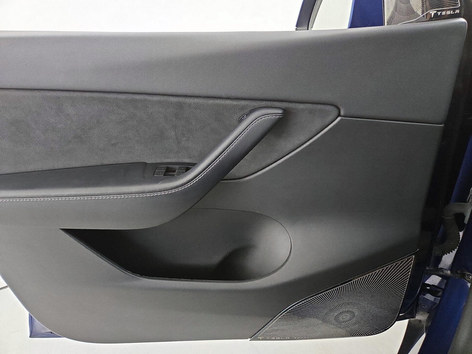 Thumbnail: 2022 Tesla Model Y - 12