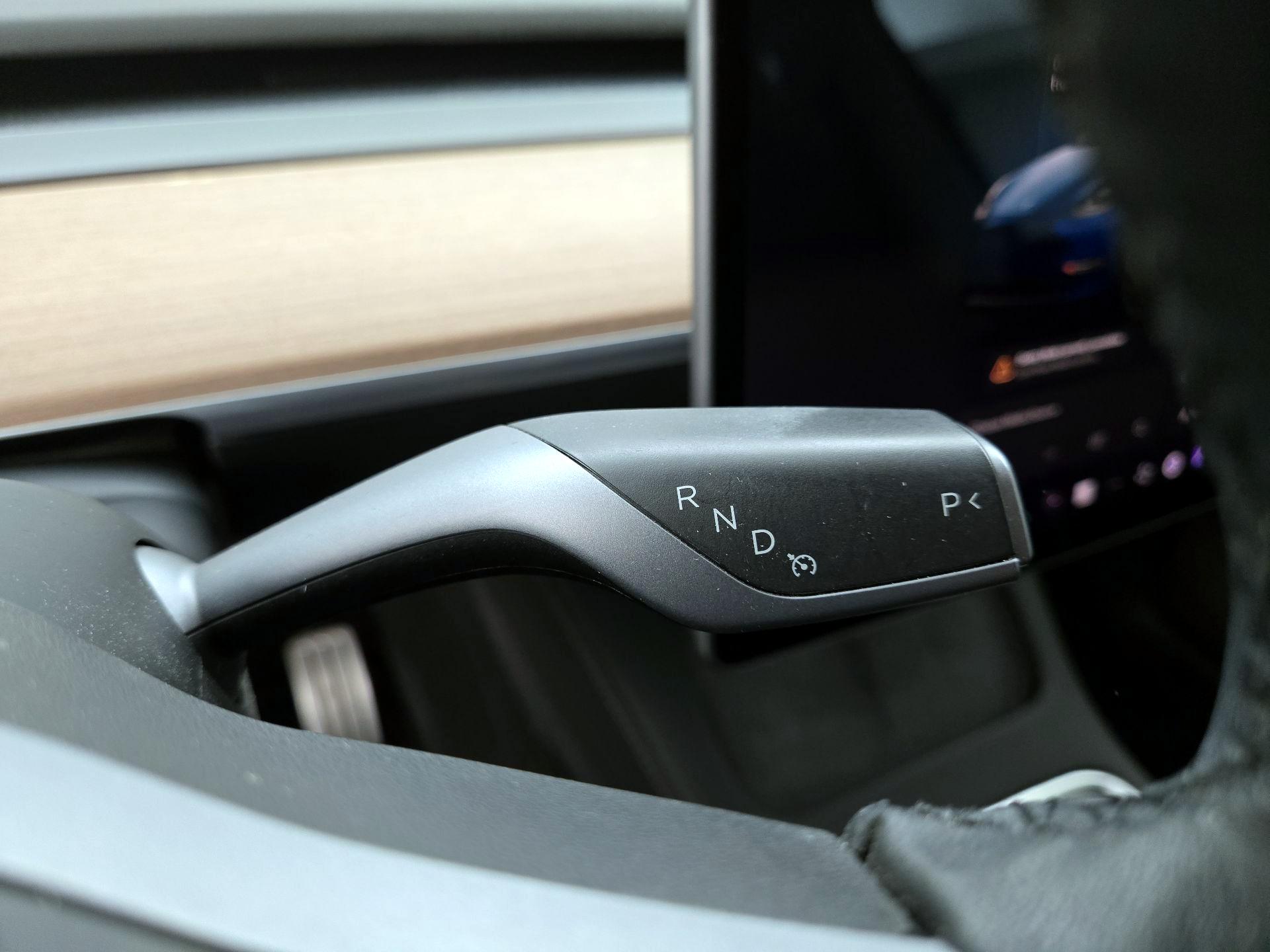 Thumbnail: 2022 Tesla Model Y - 17