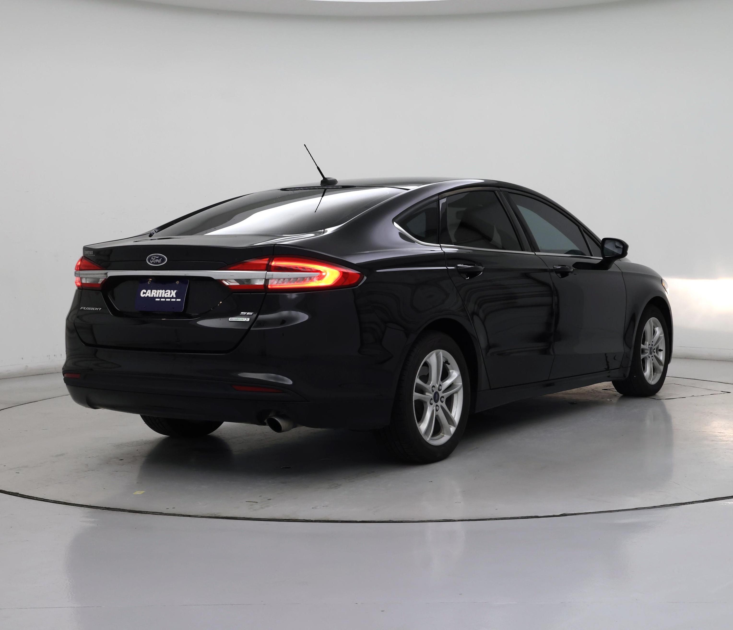 Thumbnail: 2018 Ford Fusion - 8