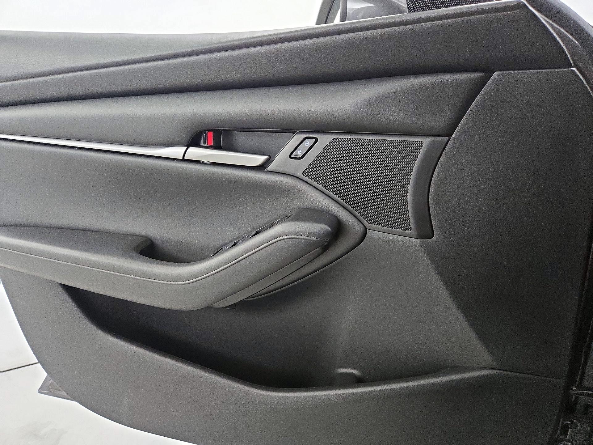 Thumbnail: 2020 Mazda Mazda3 - 12