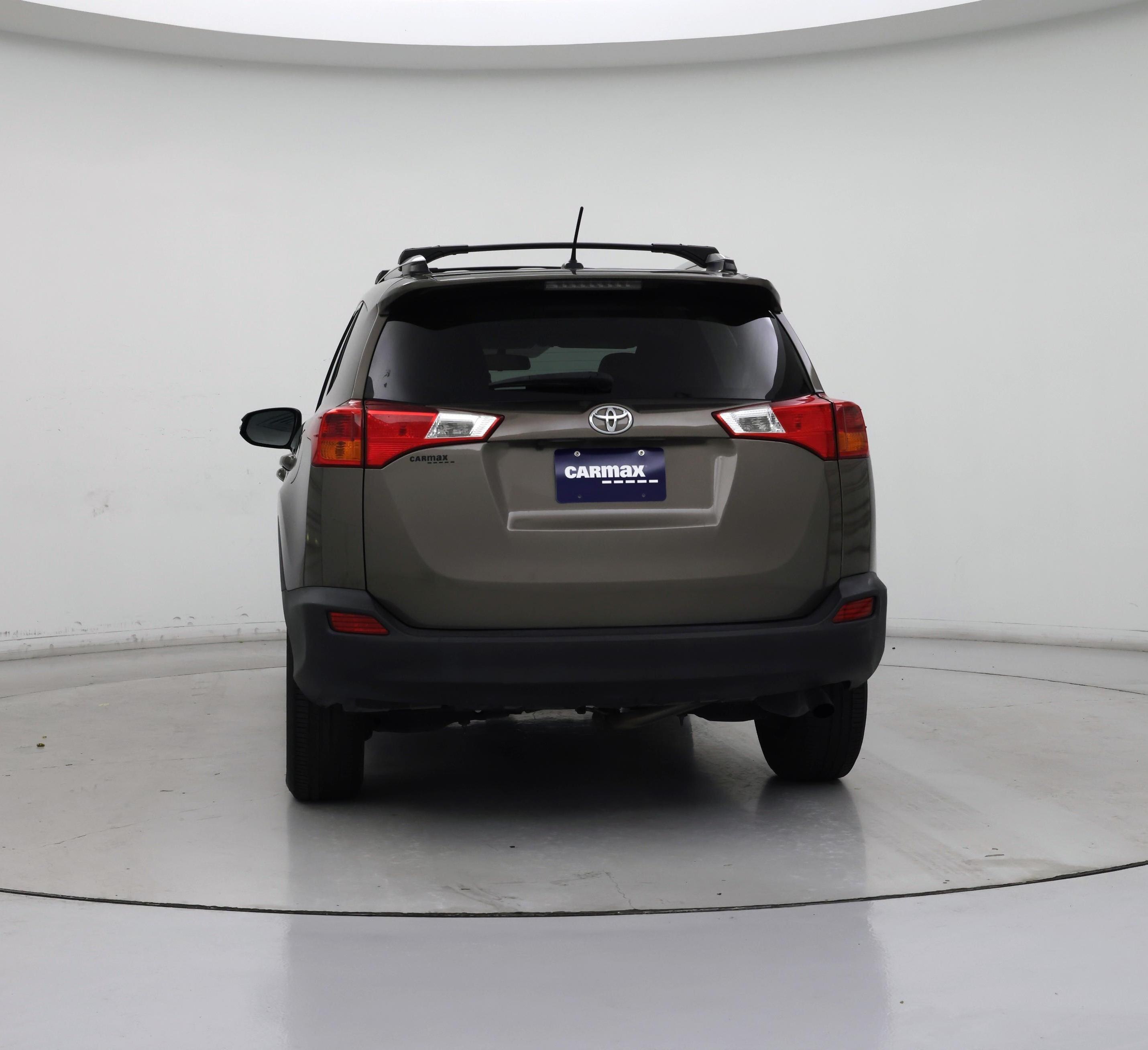 Thumbnail: 2015 Toyota RAV4 - 6