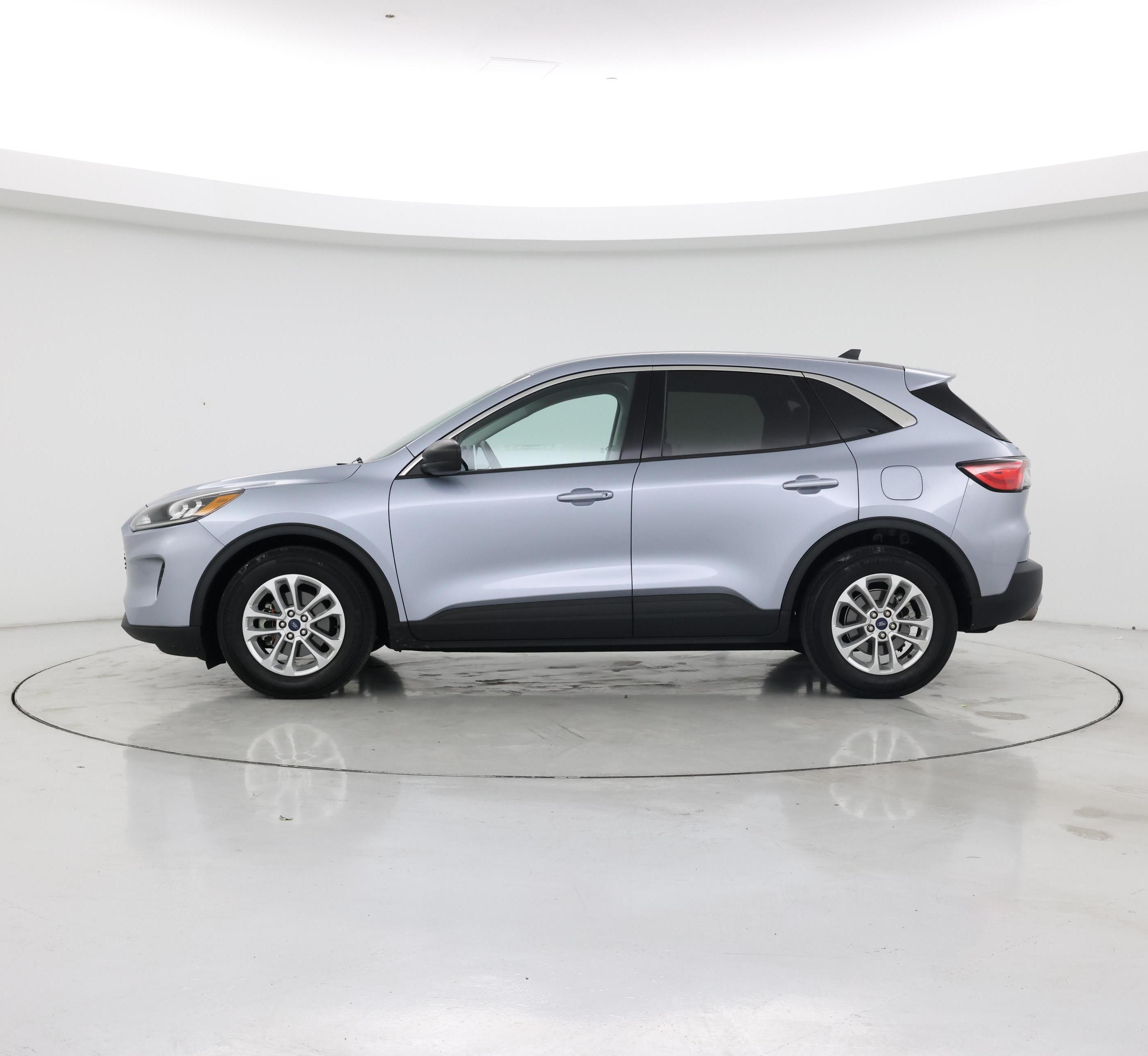 Thumbnail: 2022 Ford Escape - 3