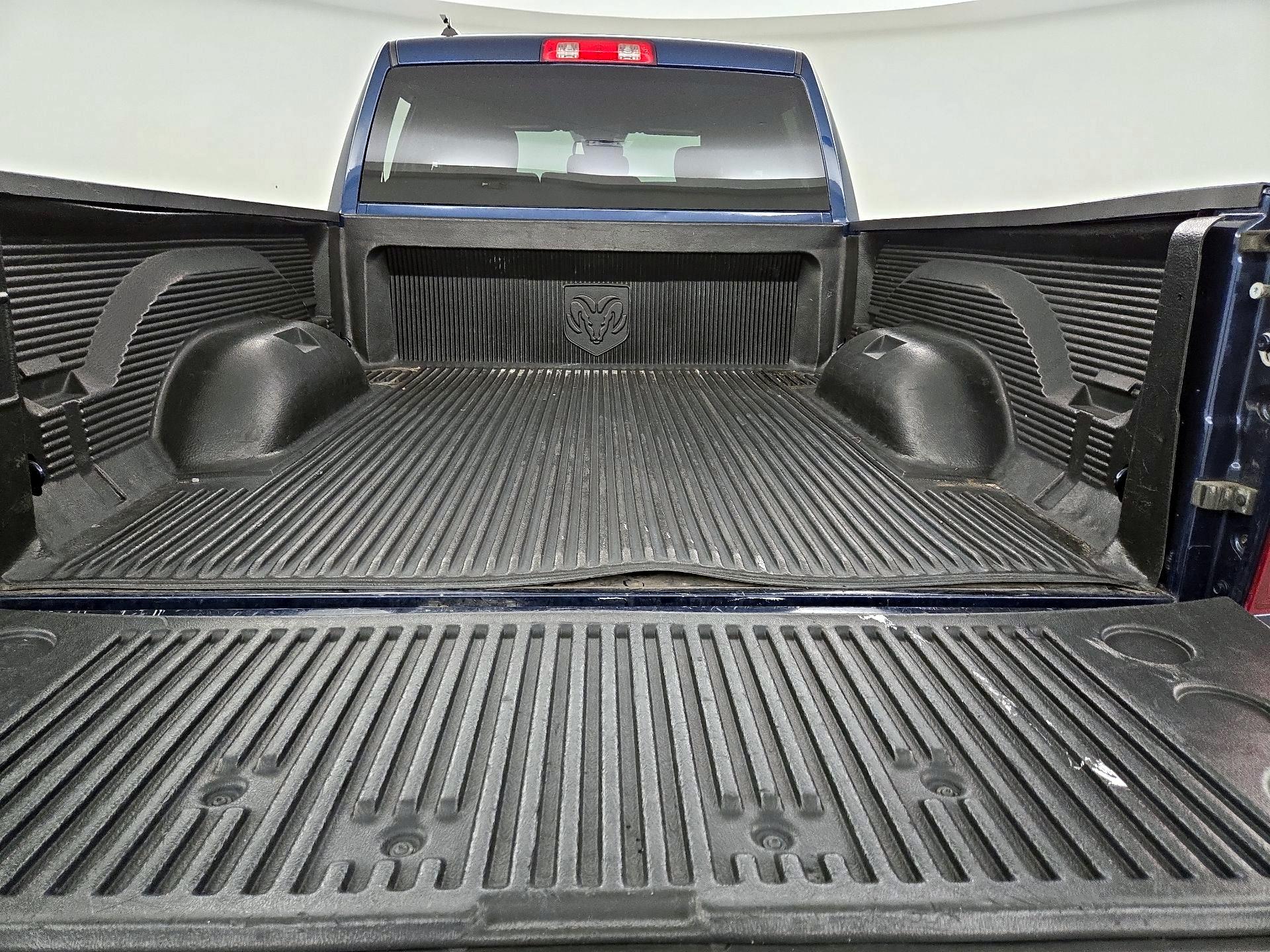 Thumbnail: 2021 RAM 1500 Classic - 19