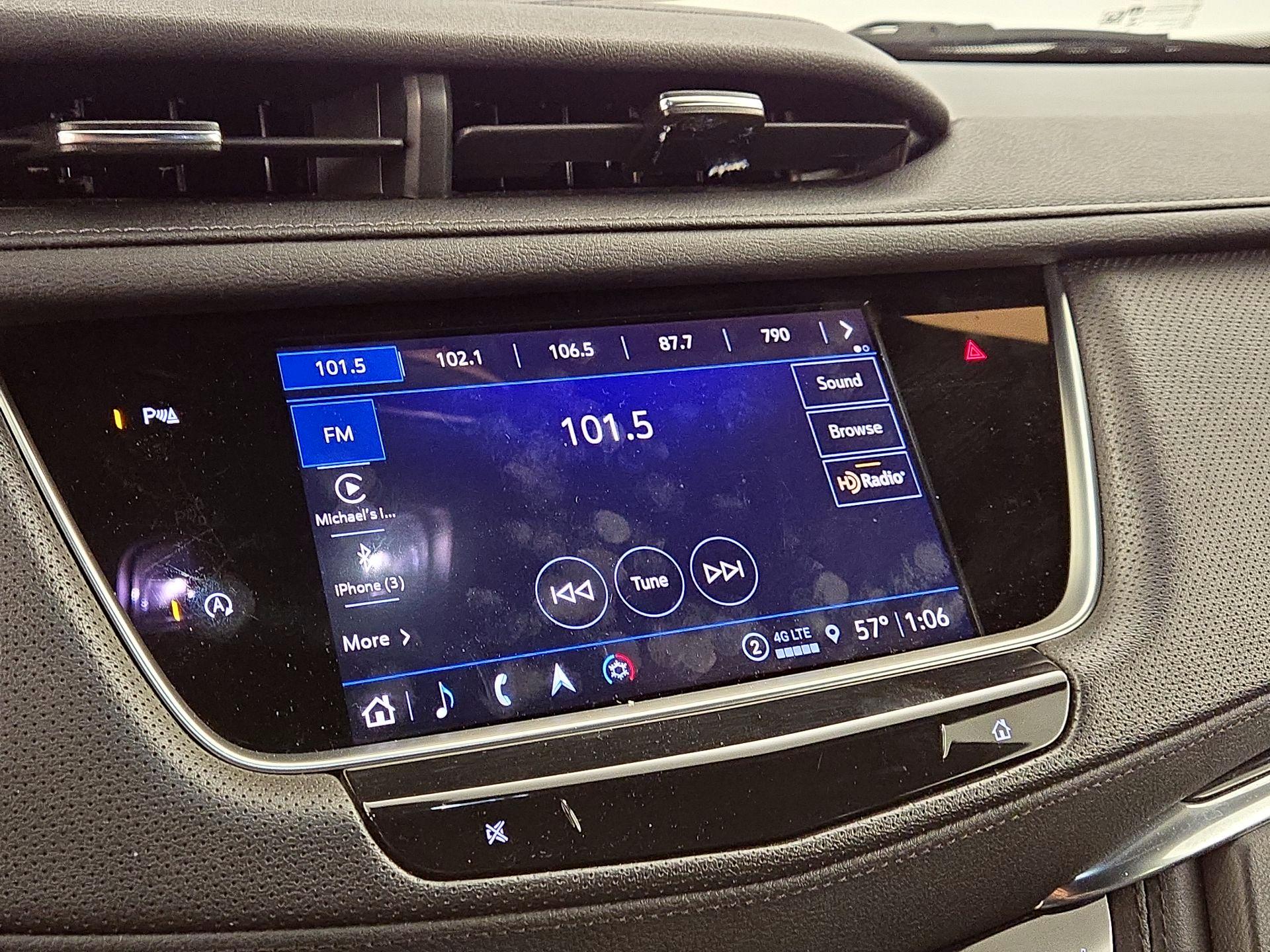 Thumbnail: 2023 Cadillac XT5 - 16