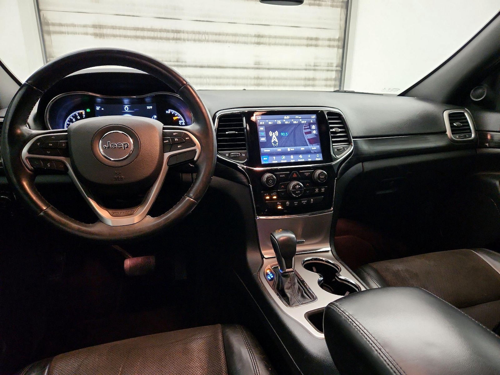 2019 Jeep Grand Cherokee Altitude - Photo 10