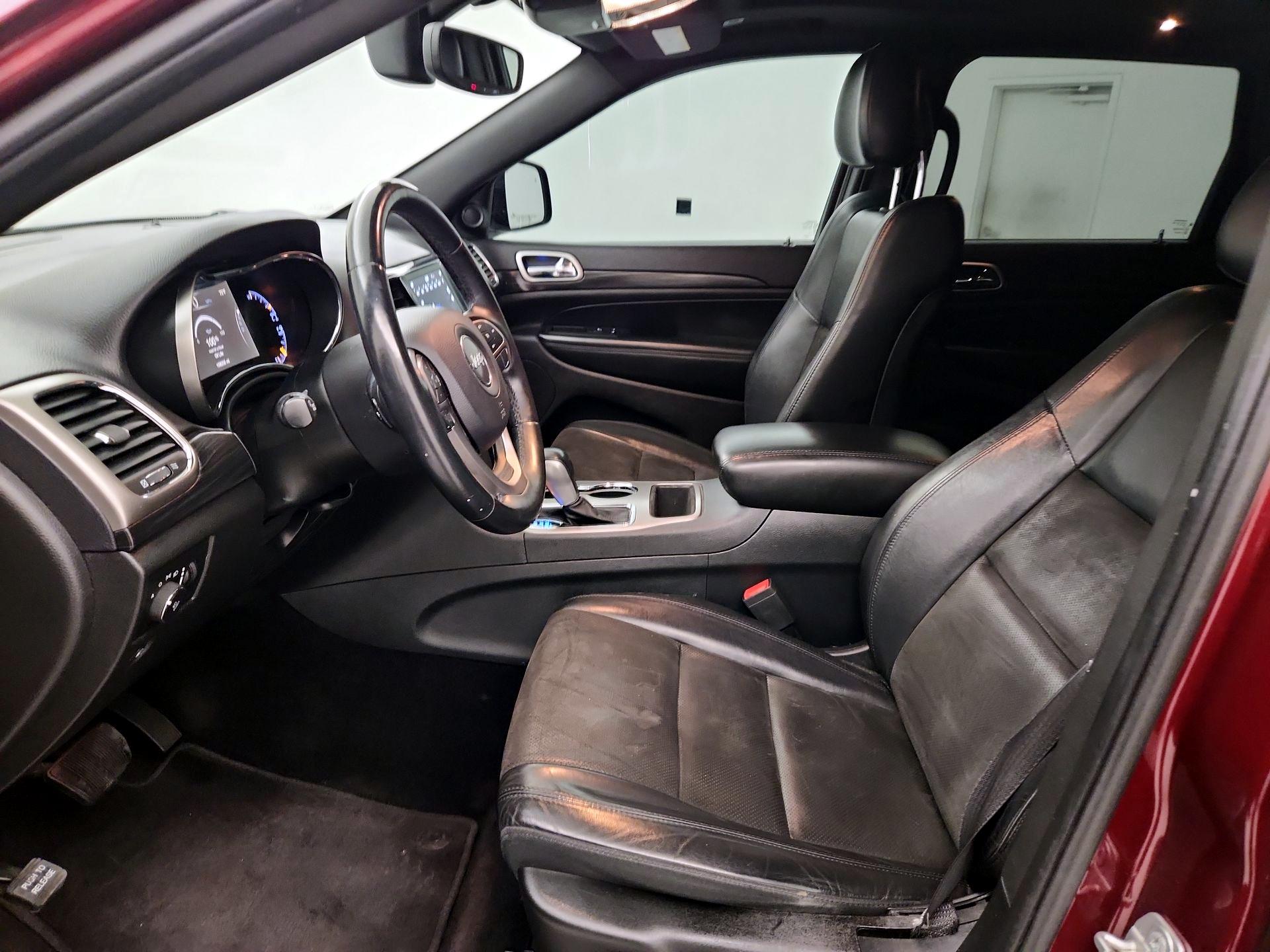 Thumbnail: 2019 Jeep Grand Cherokee - 11