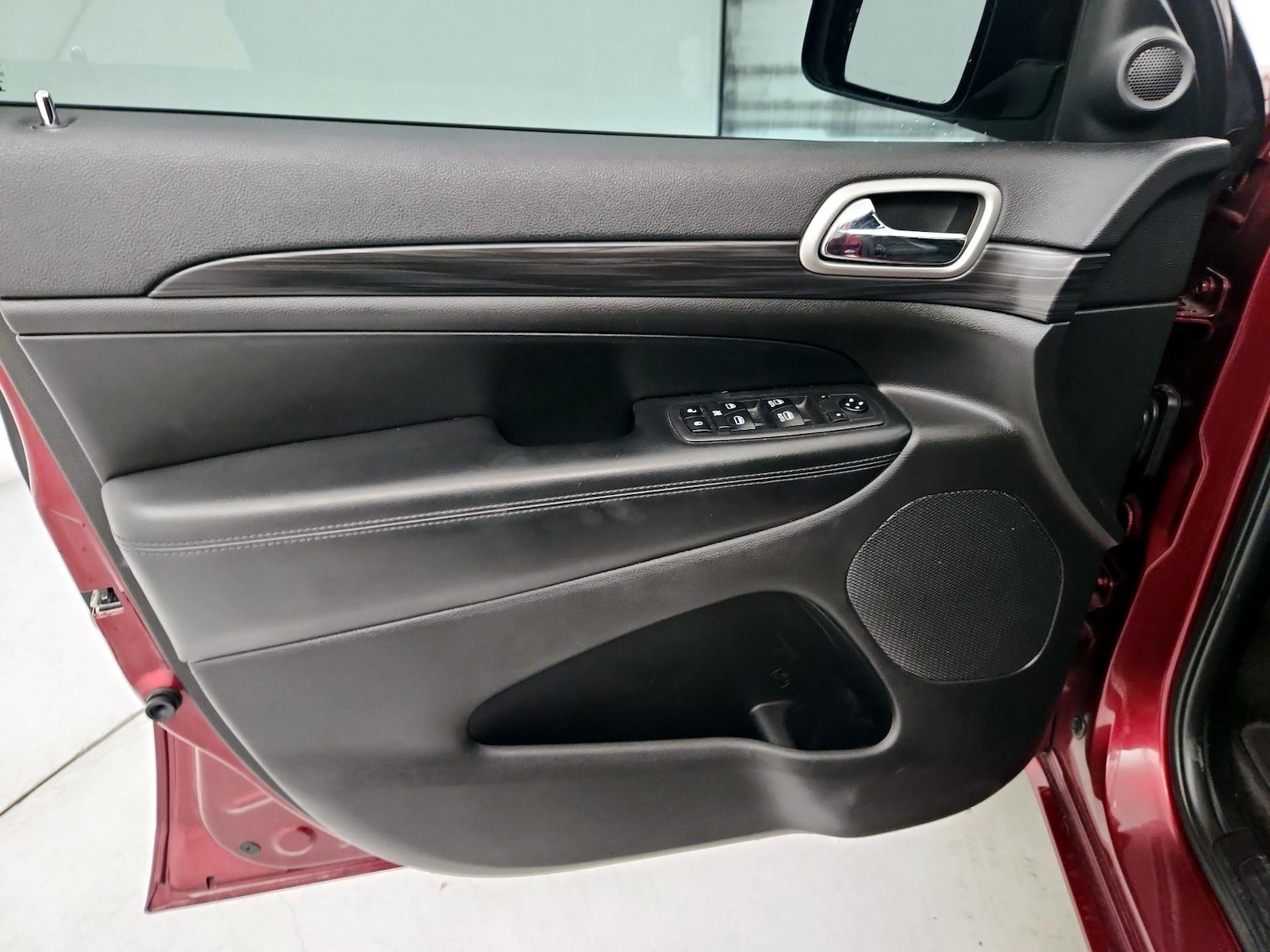 2019 Jeep Grand Cherokee Altitude - Photo 13