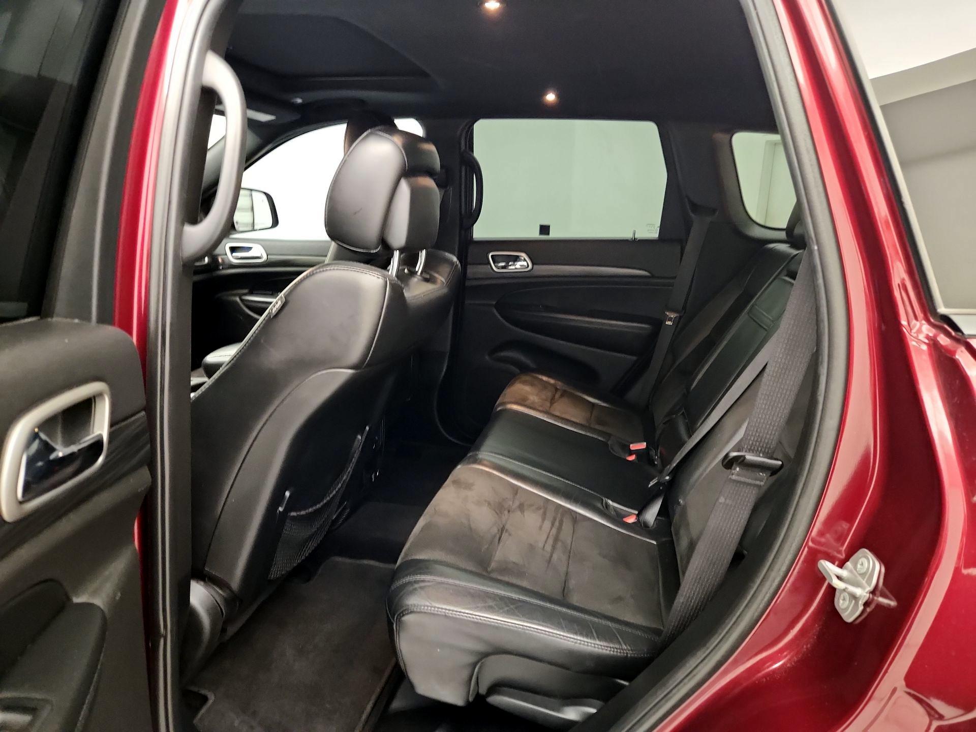 Thumbnail: 2019 Jeep Grand Cherokee - 20