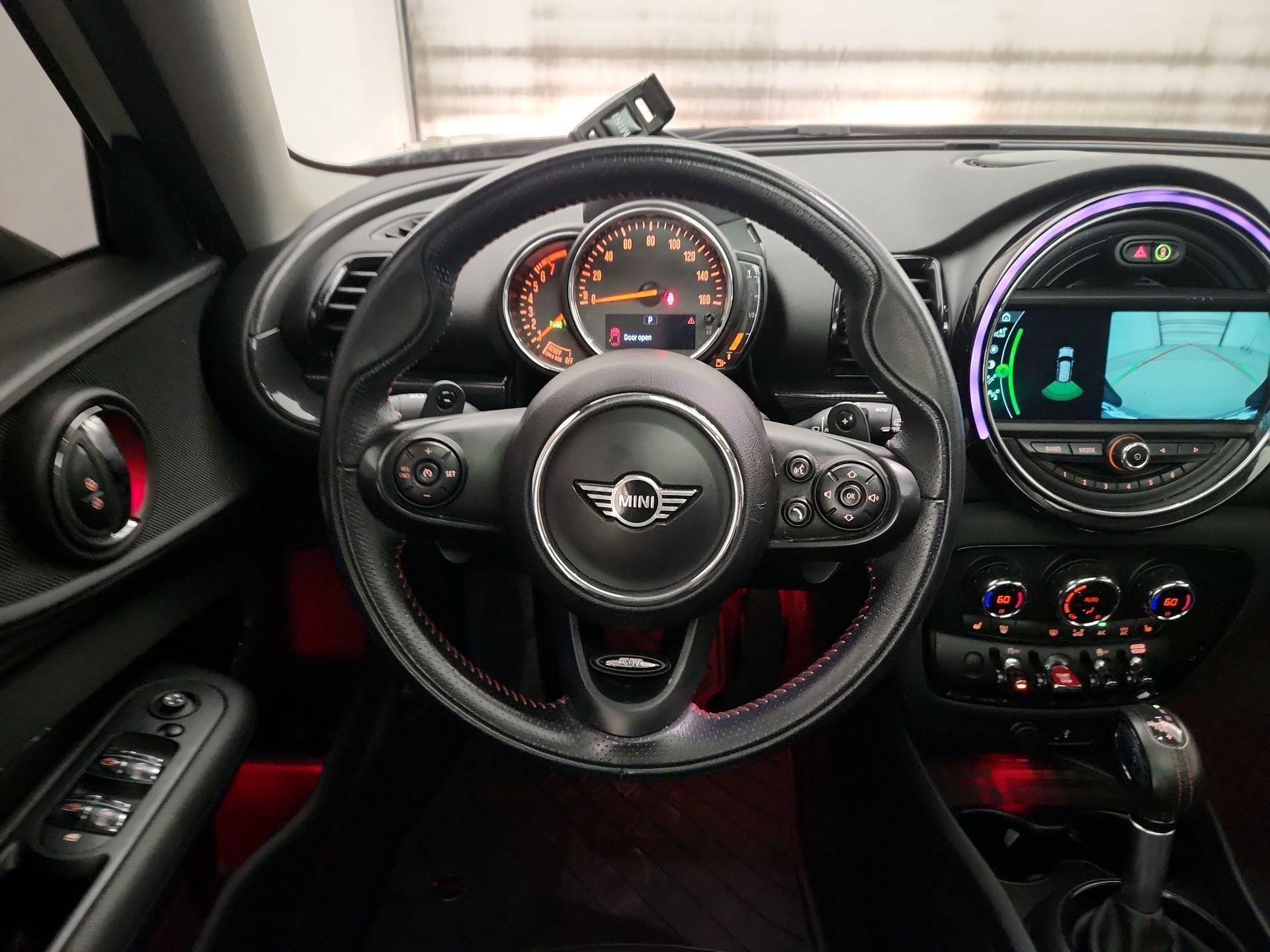 Thumbnail: 2019 MINI Cooper Clubman - 10