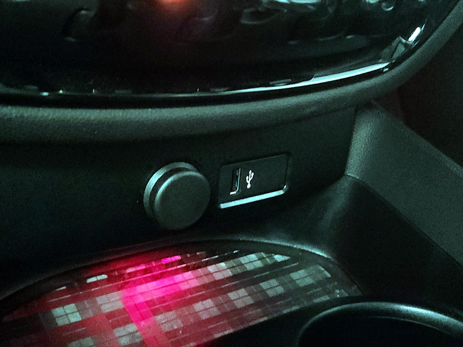 Thumbnail: 2019 MINI Cooper Clubman - 18