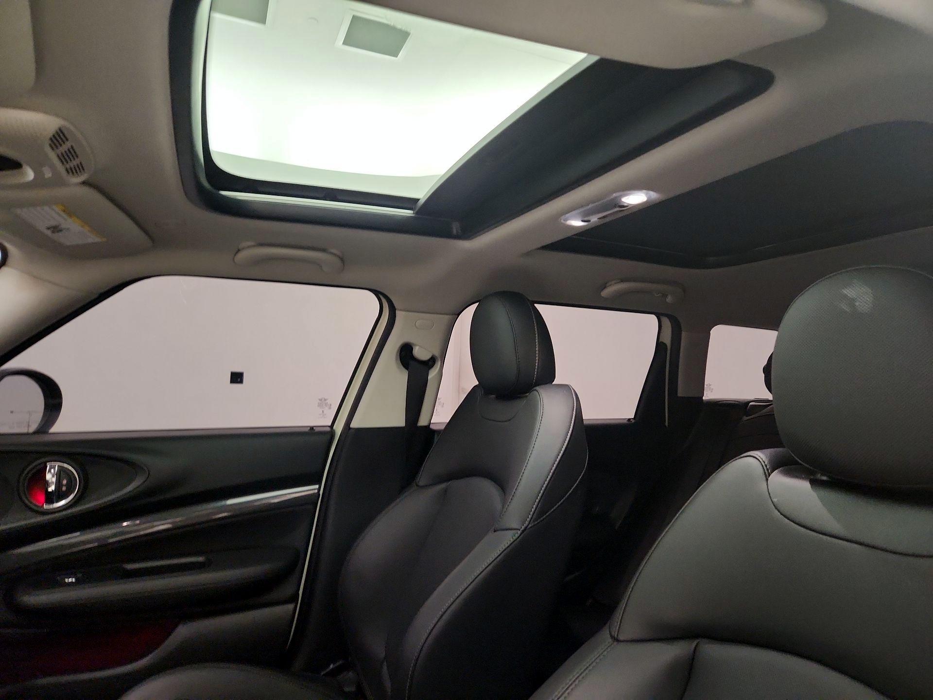 Thumbnail: 2019 MINI Cooper Clubman - 19