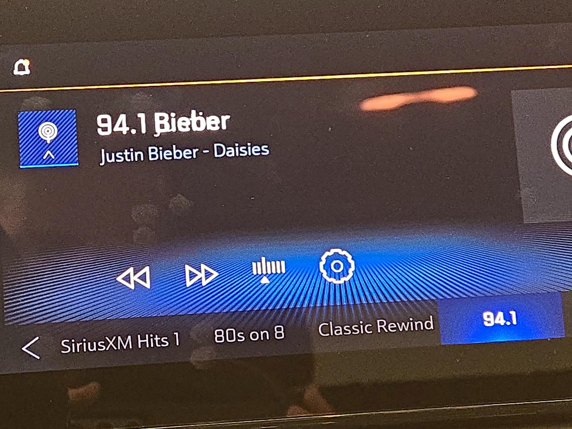 Thumbnail: 2025 Chevrolet Trax - 15